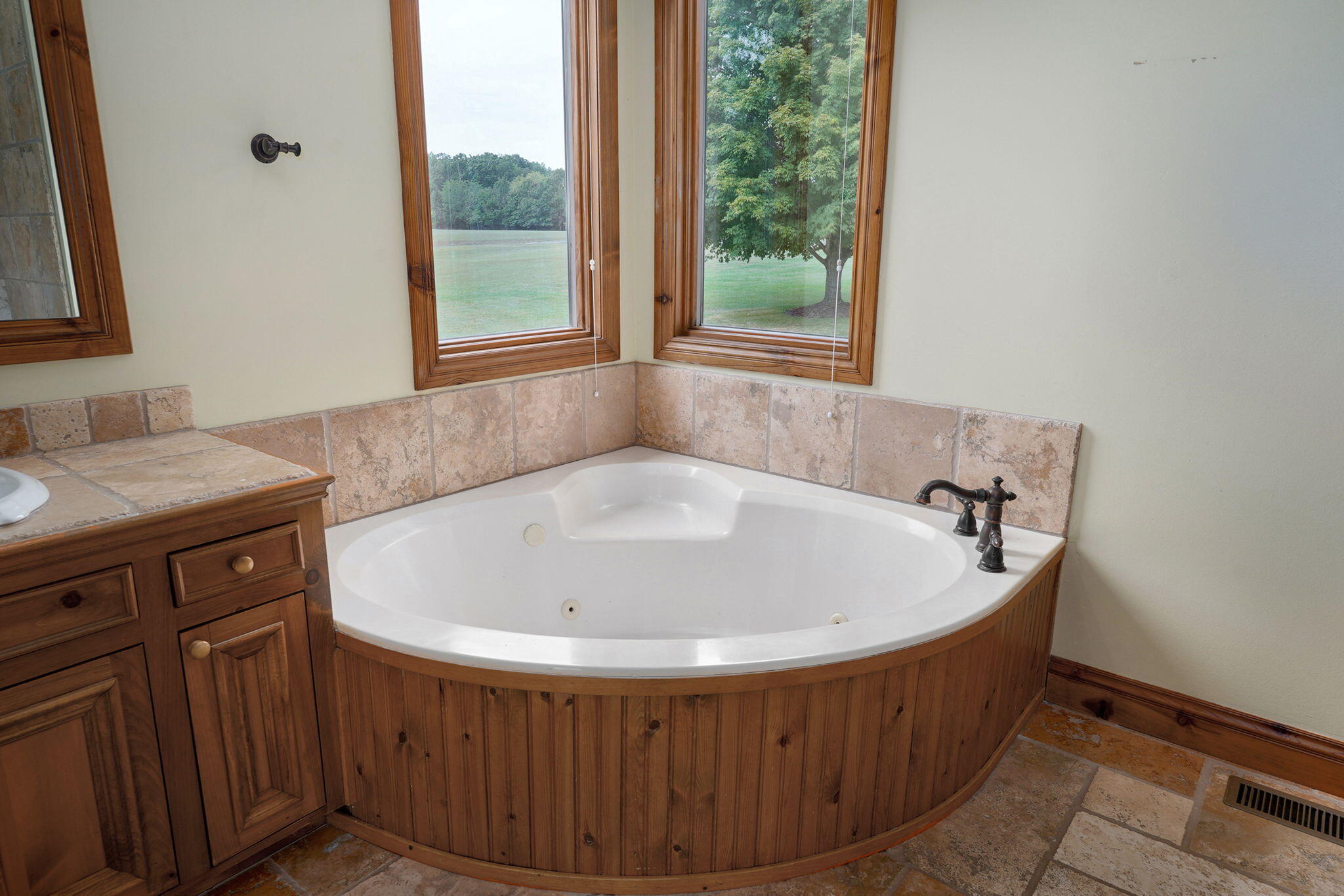 1804 North Hearthstone Lane Property Photo 30