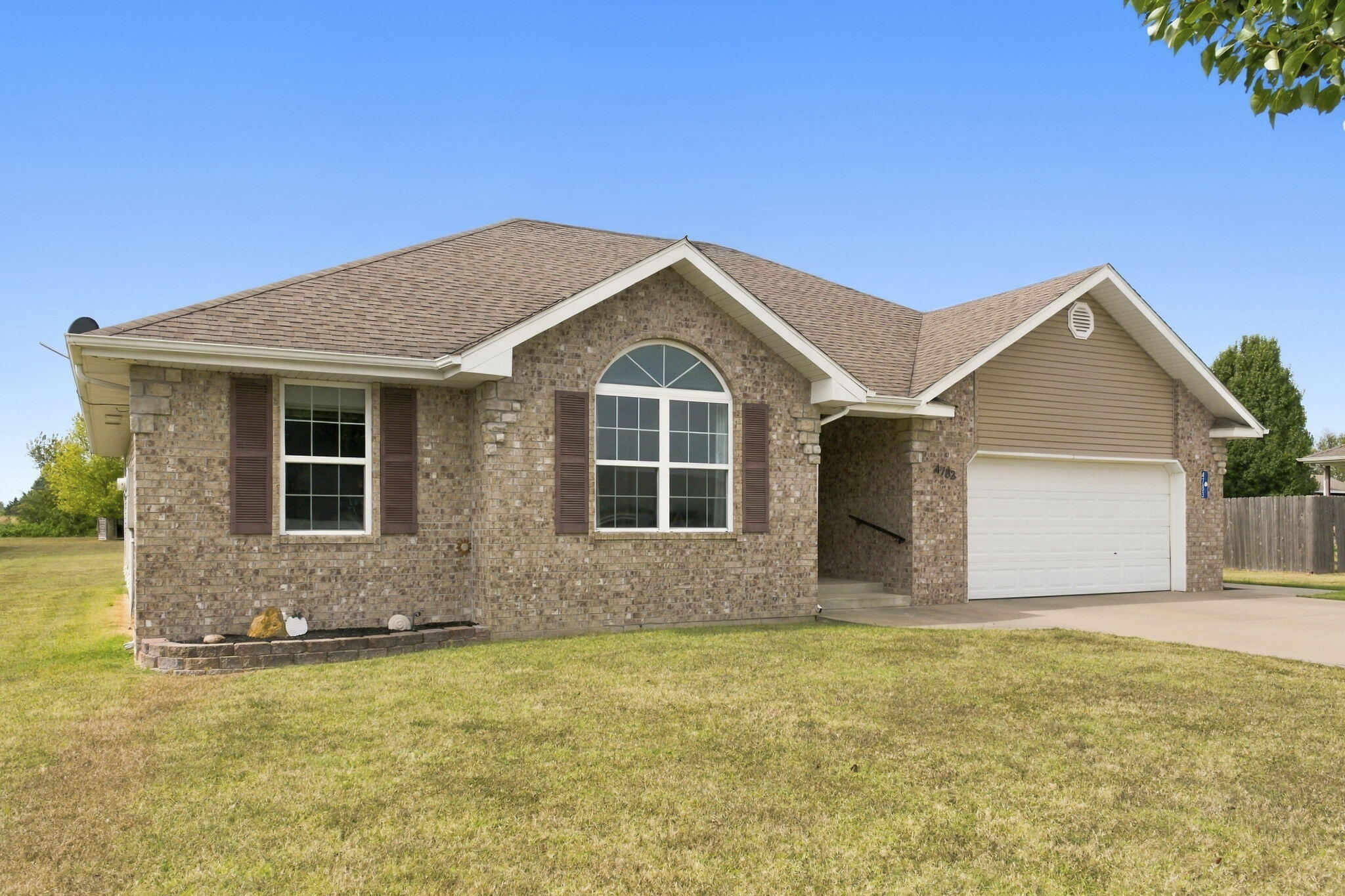 4783 Karlin Lane Property Photo 3