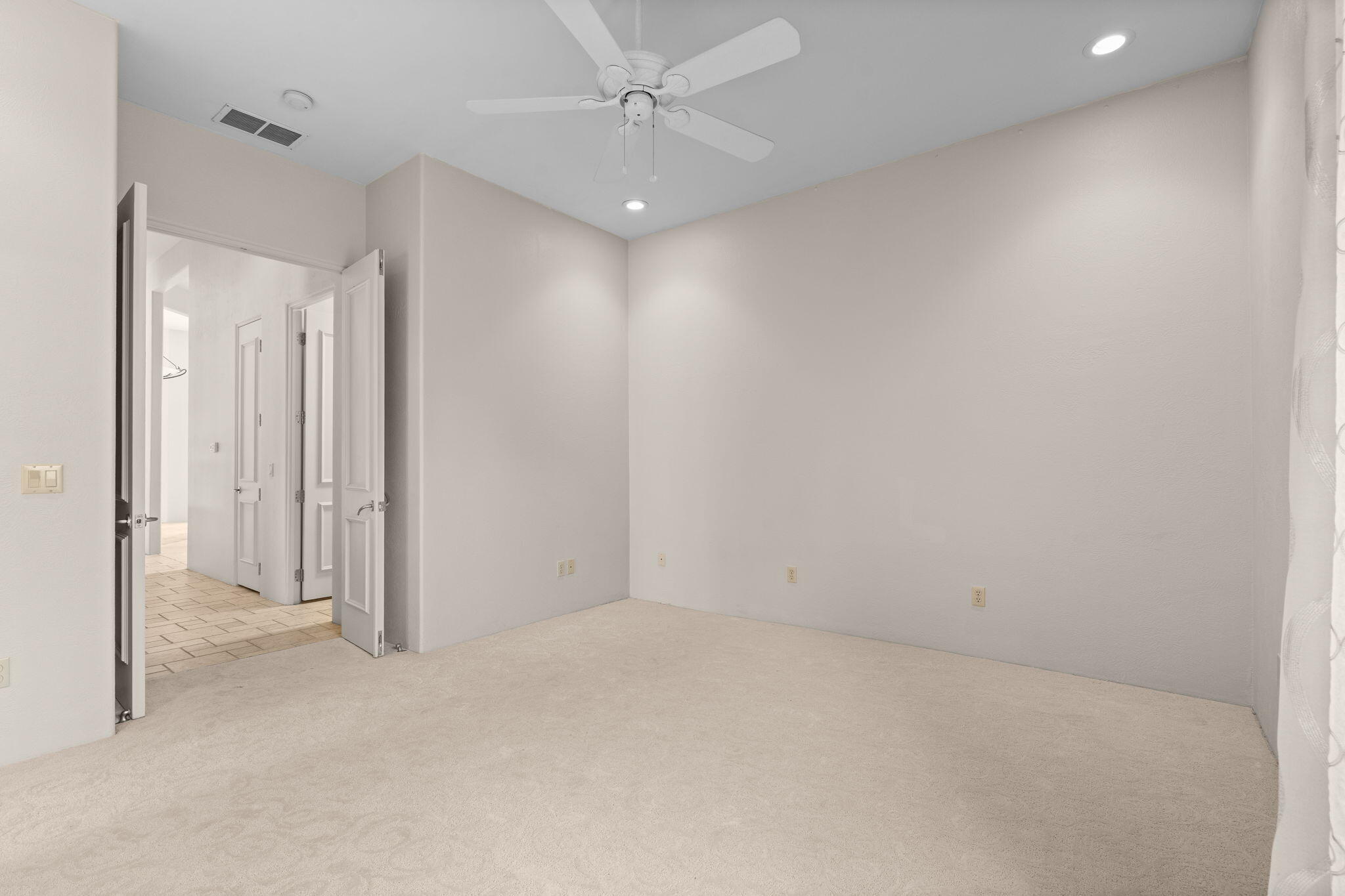 5364 South Castlebay Drive Property Photo 35