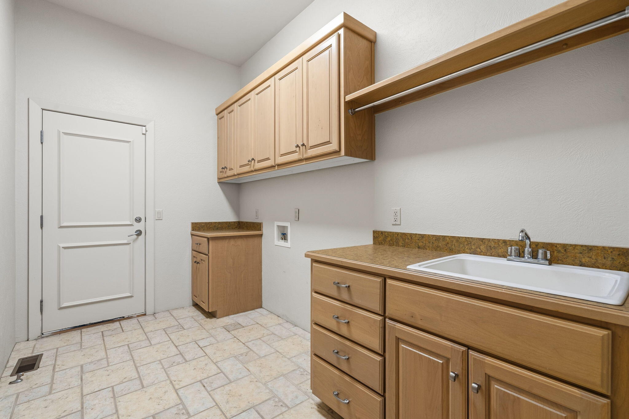 5364 South Castlebay Drive Property Photo 38
