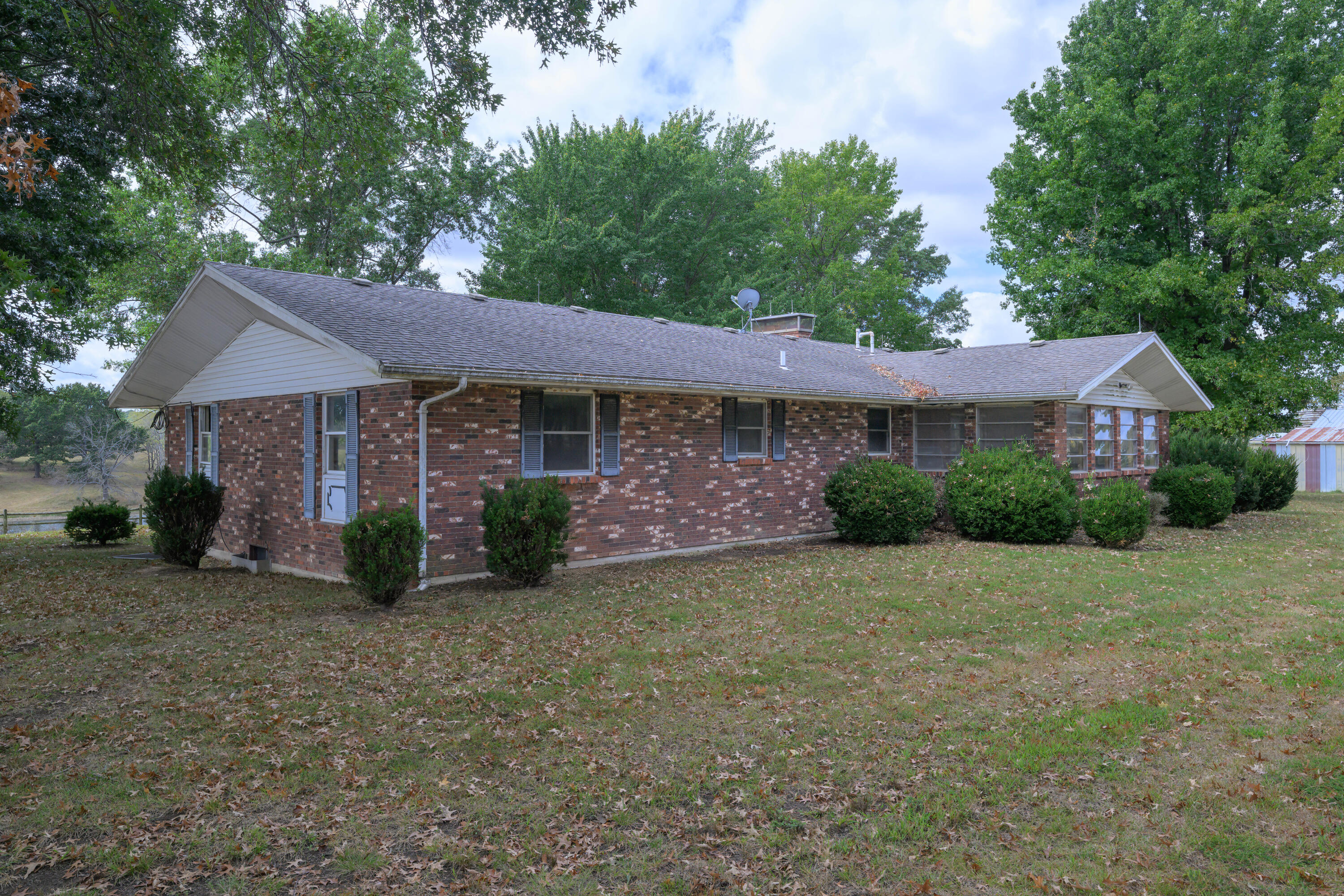 10455 N Highway Dd Property Photo 18