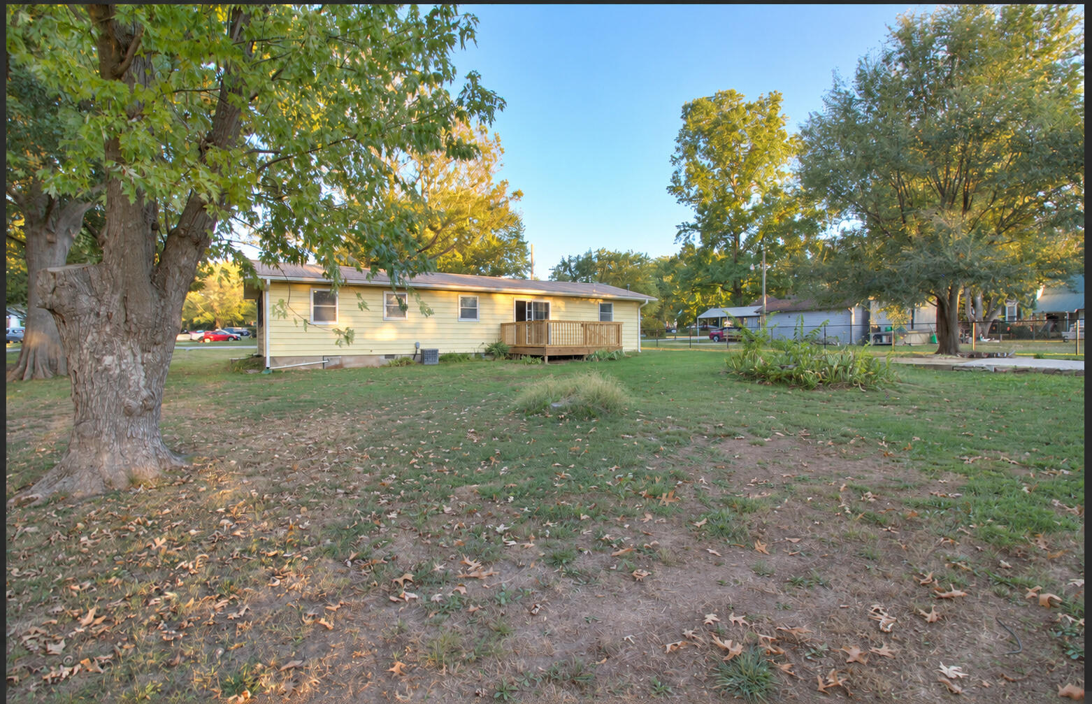 307 South Western Street Property Photo 14