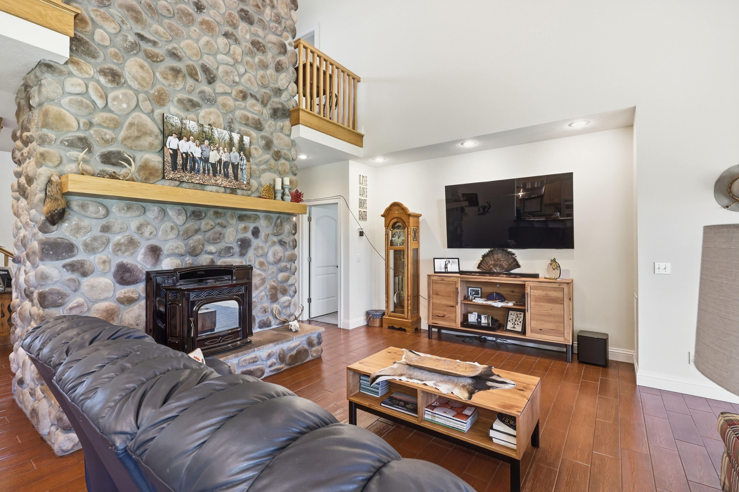 17777 Parrot Road Property Photo 9