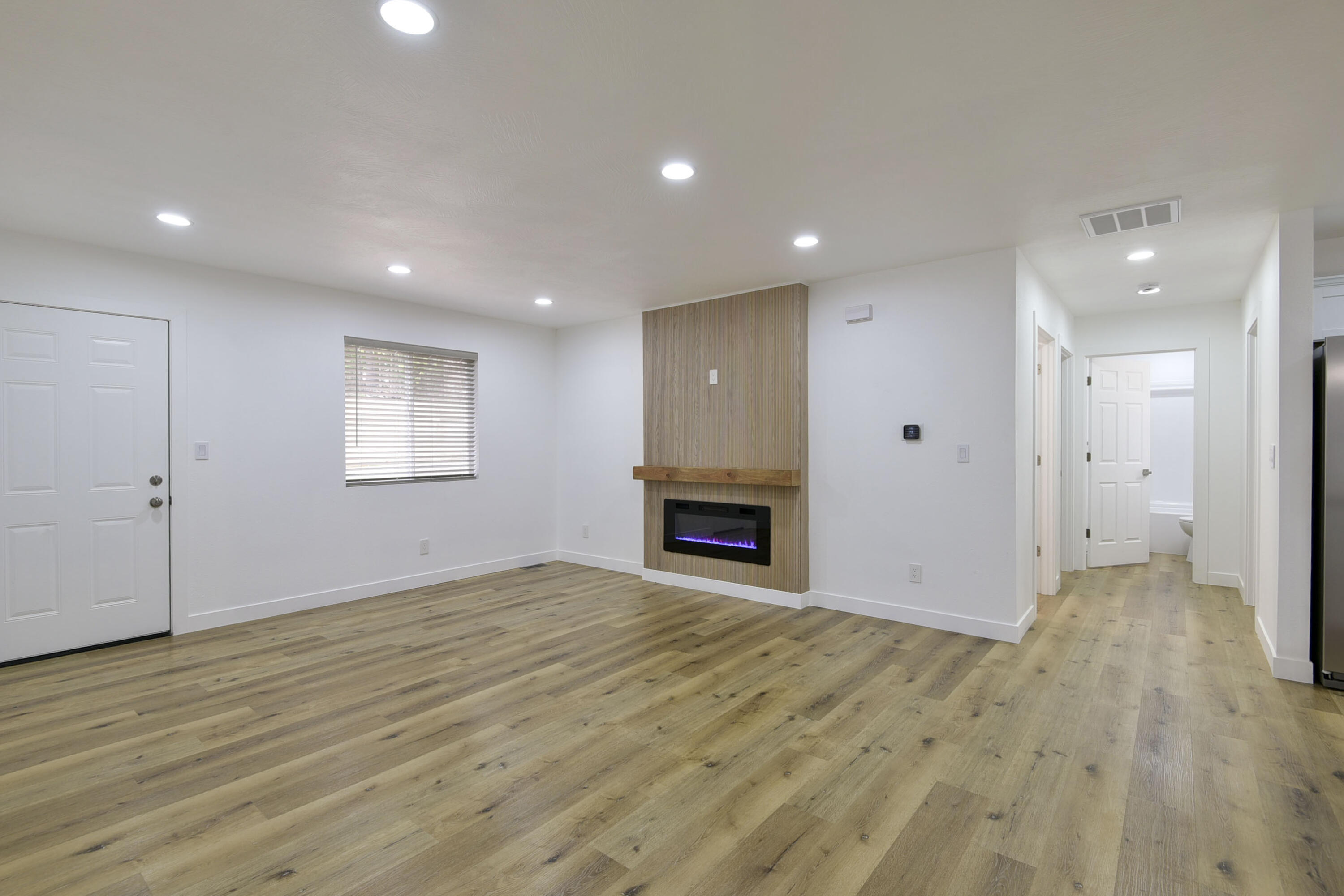1003 Shady Lane Property Photo 8