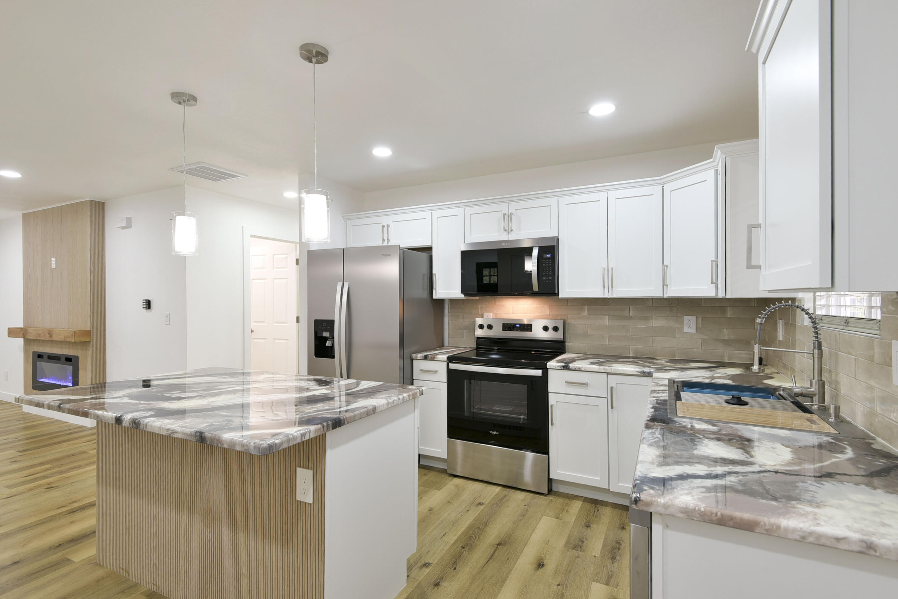 1003 Shady Lane Property Photo 15