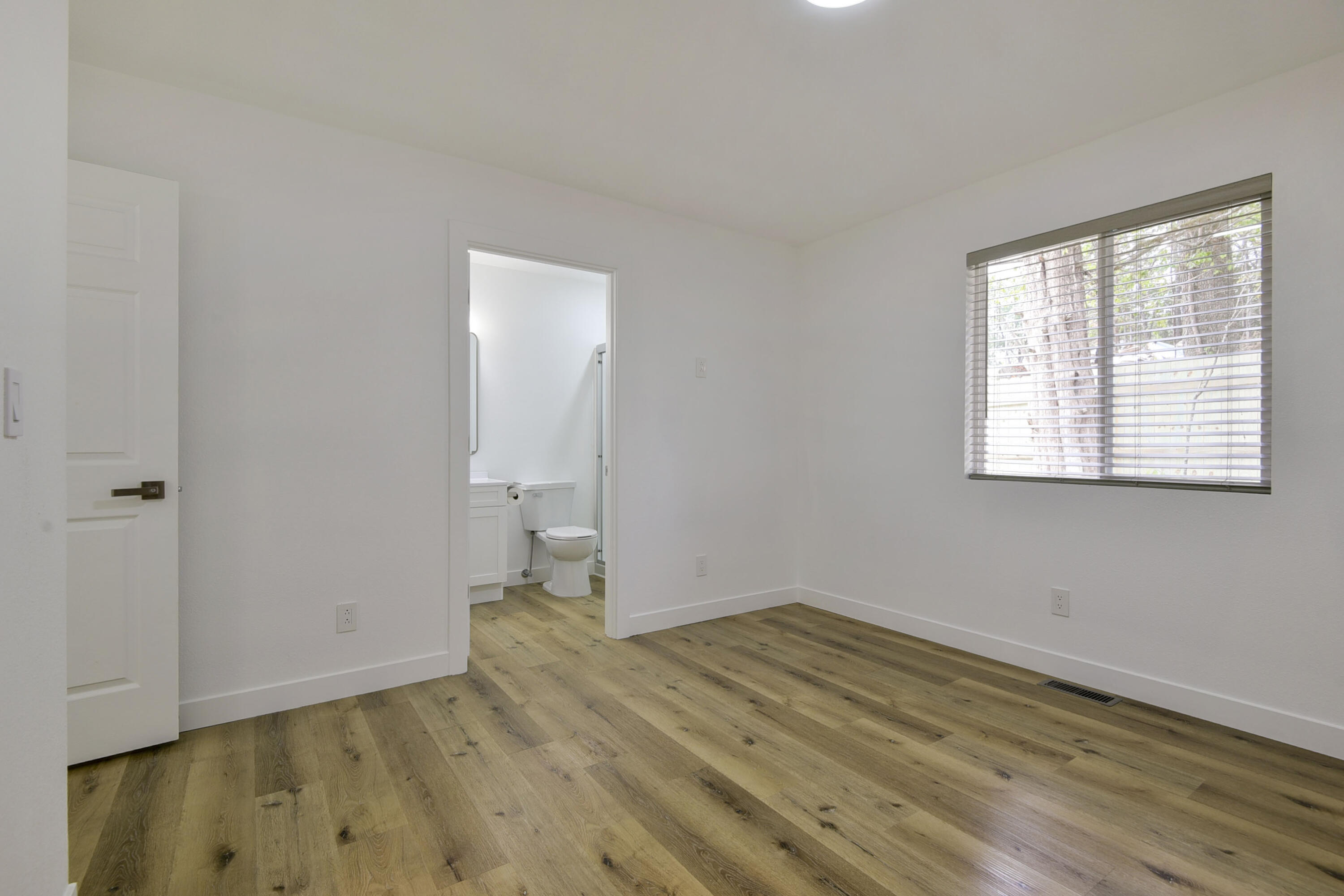 1003 Shady Lane Property Photo 18