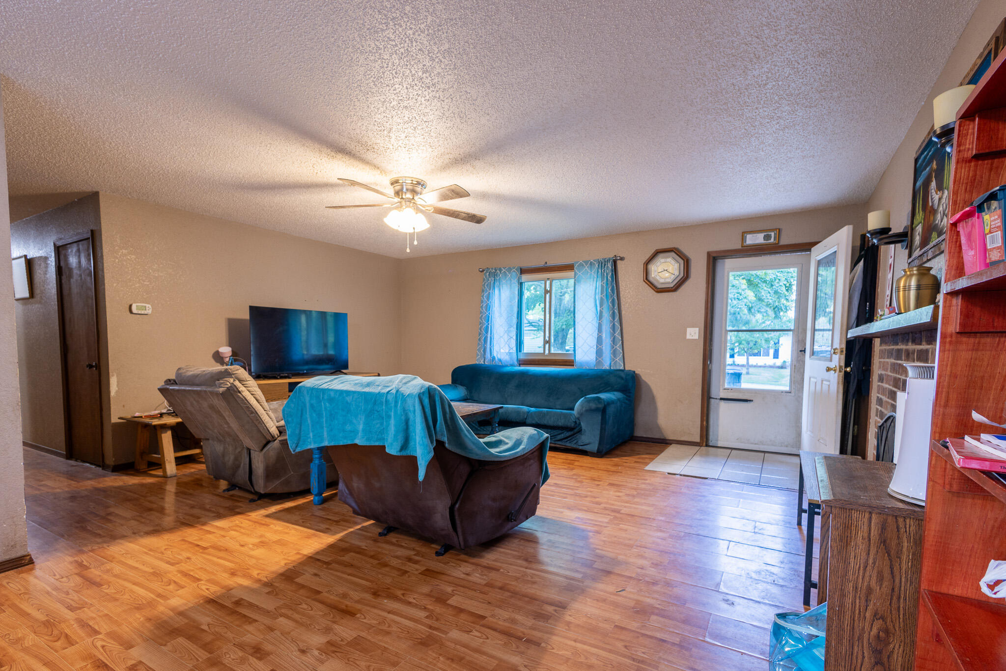 137 West Cline Street Property Photo 5