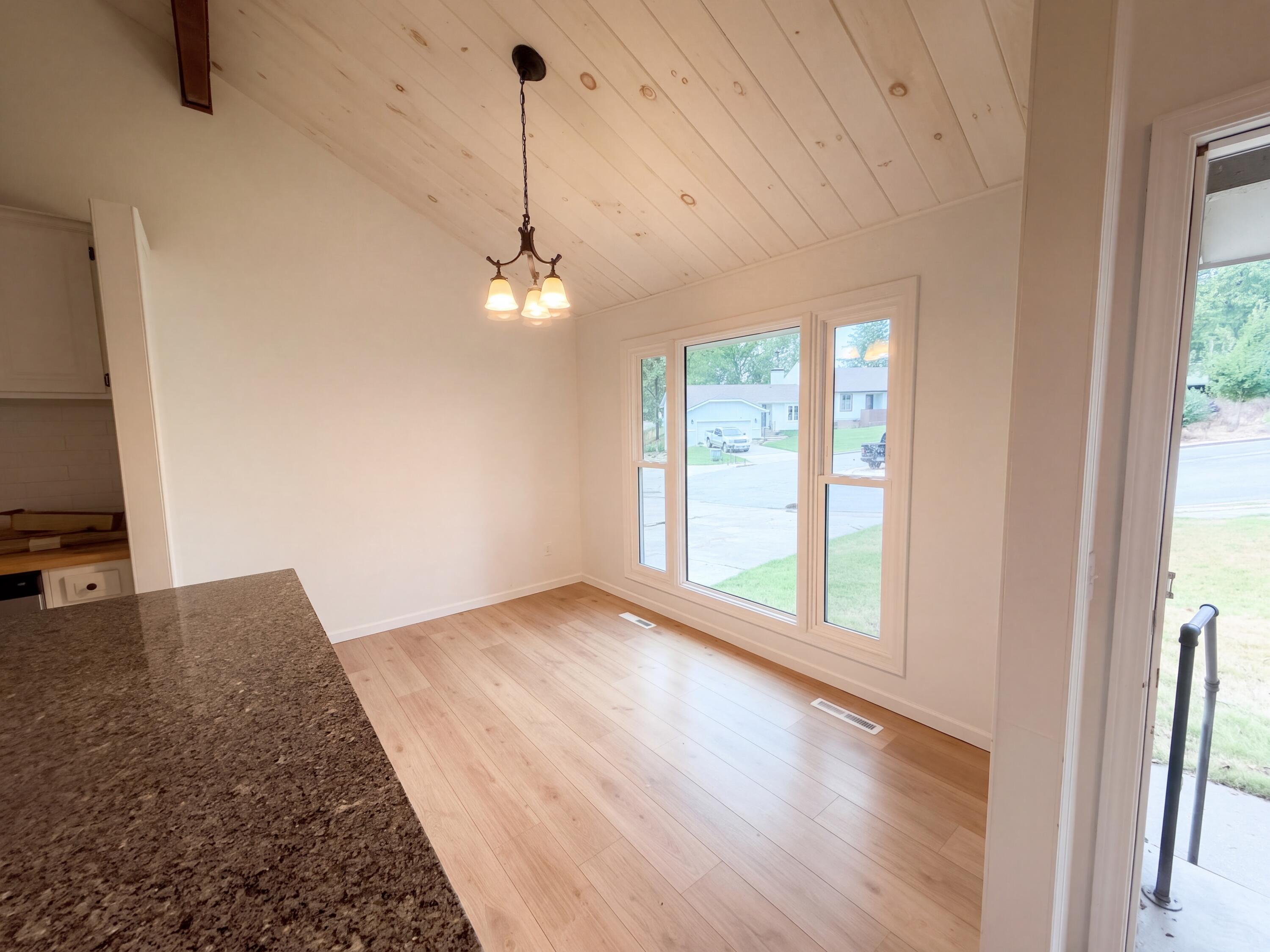 2179 East Barcelona Place Property Photo 7