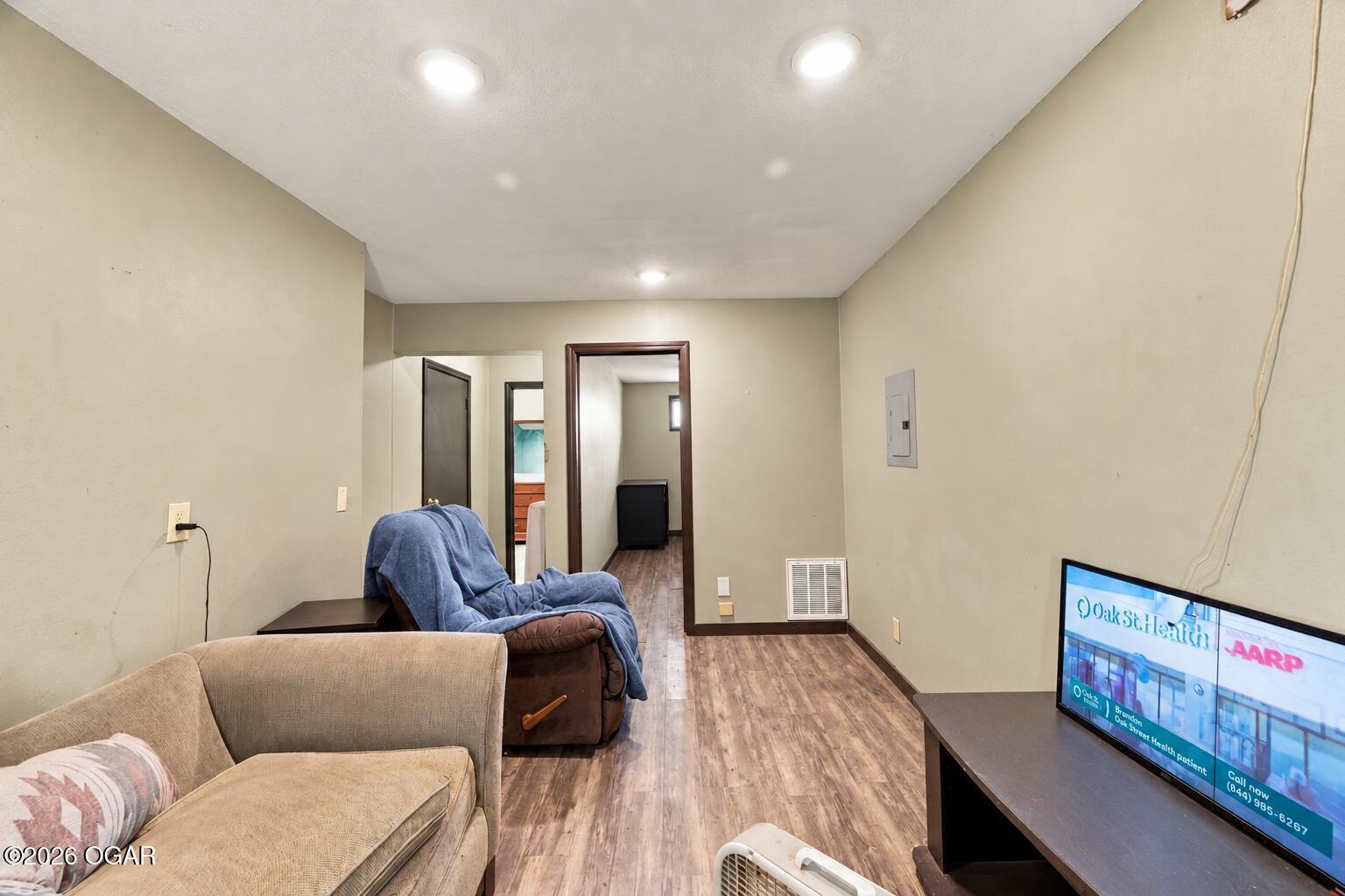 522 West Brook Street Property Photo 19