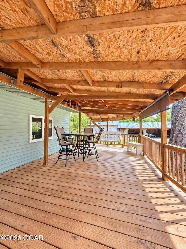 1444 Bear Hollow Road Property Photo 3