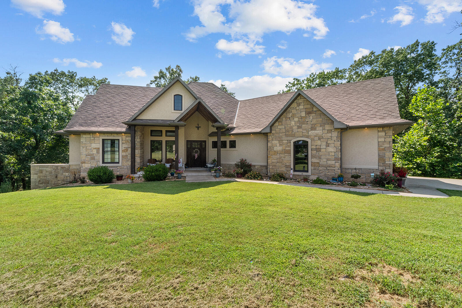 300 Buena Vista Parkway Property Photo 6