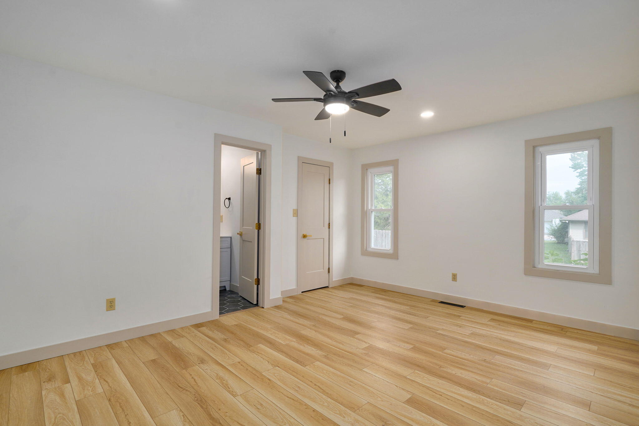 915 Breann Court Property Photo 13