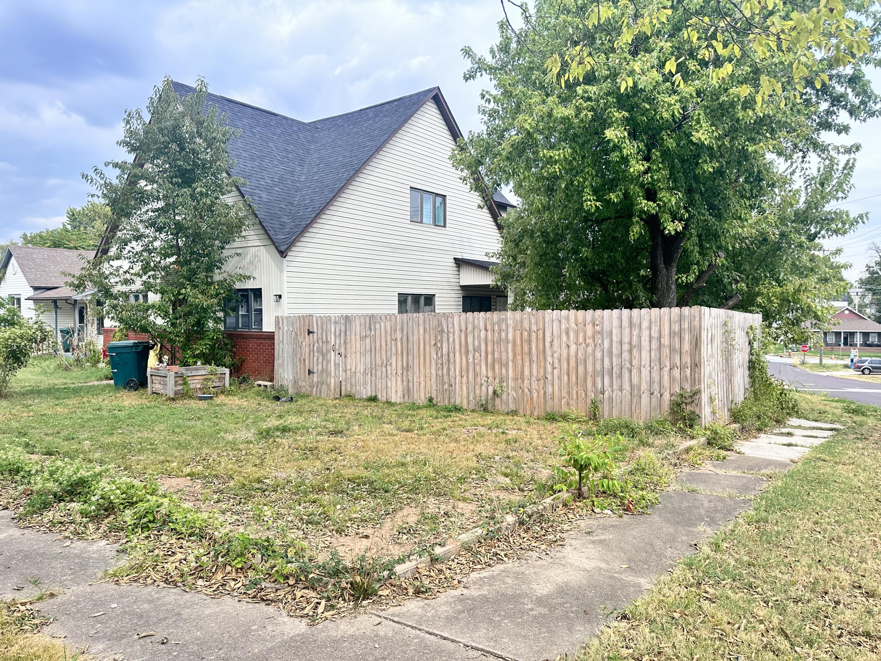 401 Frisco Street Property Photo 2