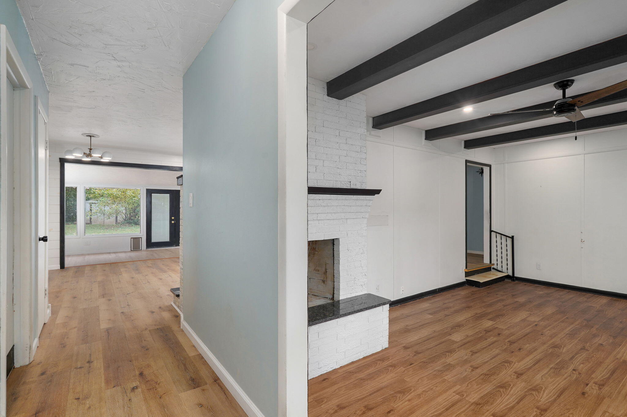 2141 South Oak Grove Avenue Property Photo 6