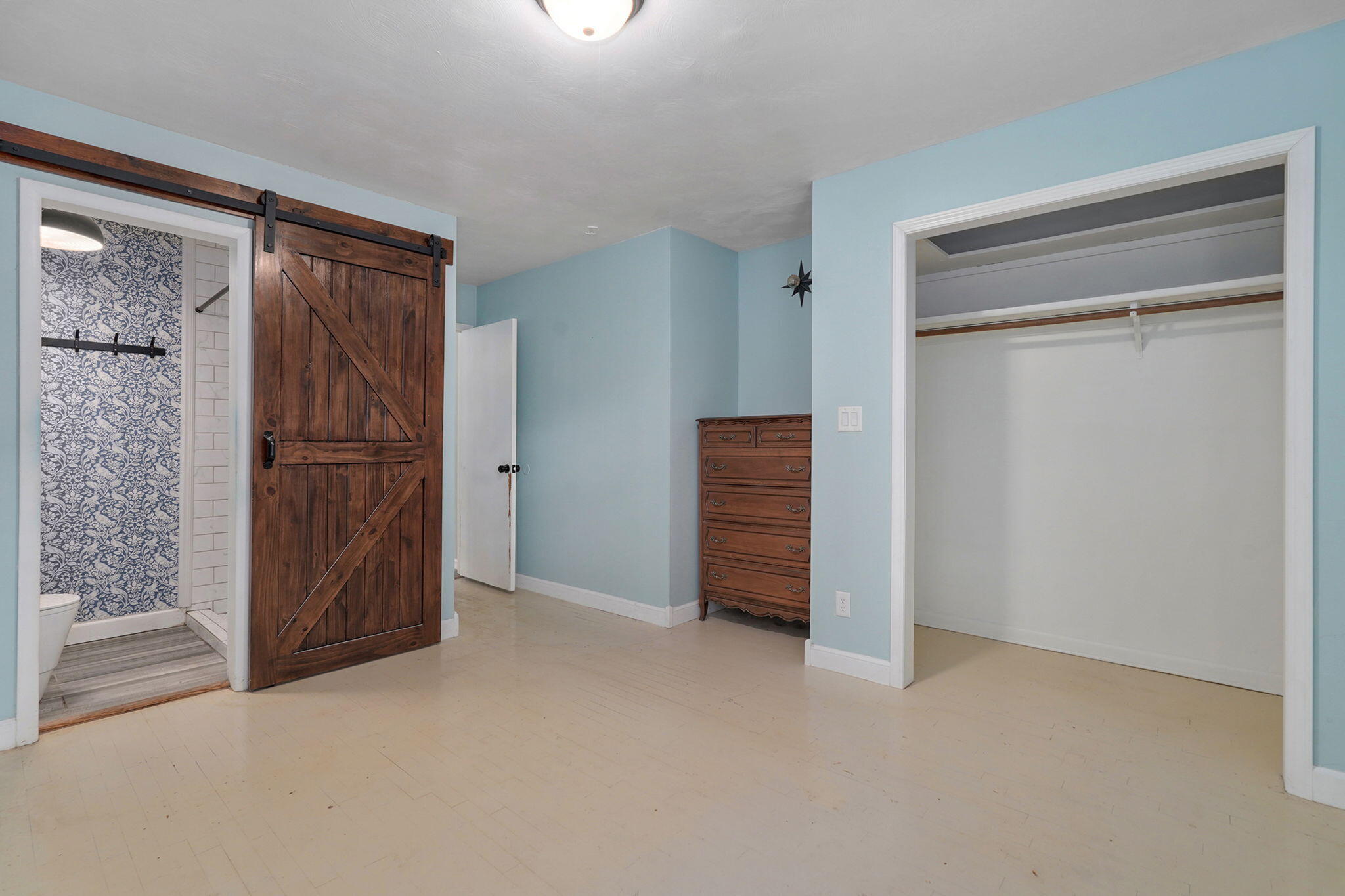 2141 South Oak Grove Avenue Property Photo 20
