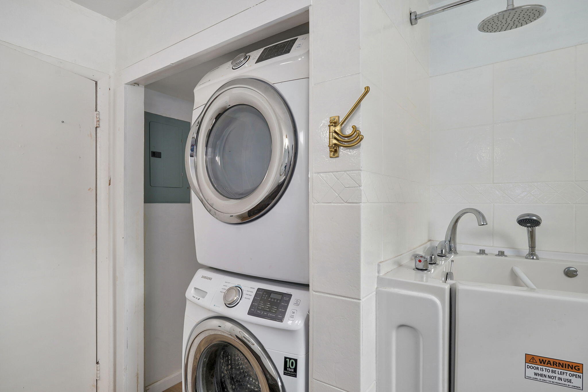2141 South Oak Grove Avenue Property Photo 26