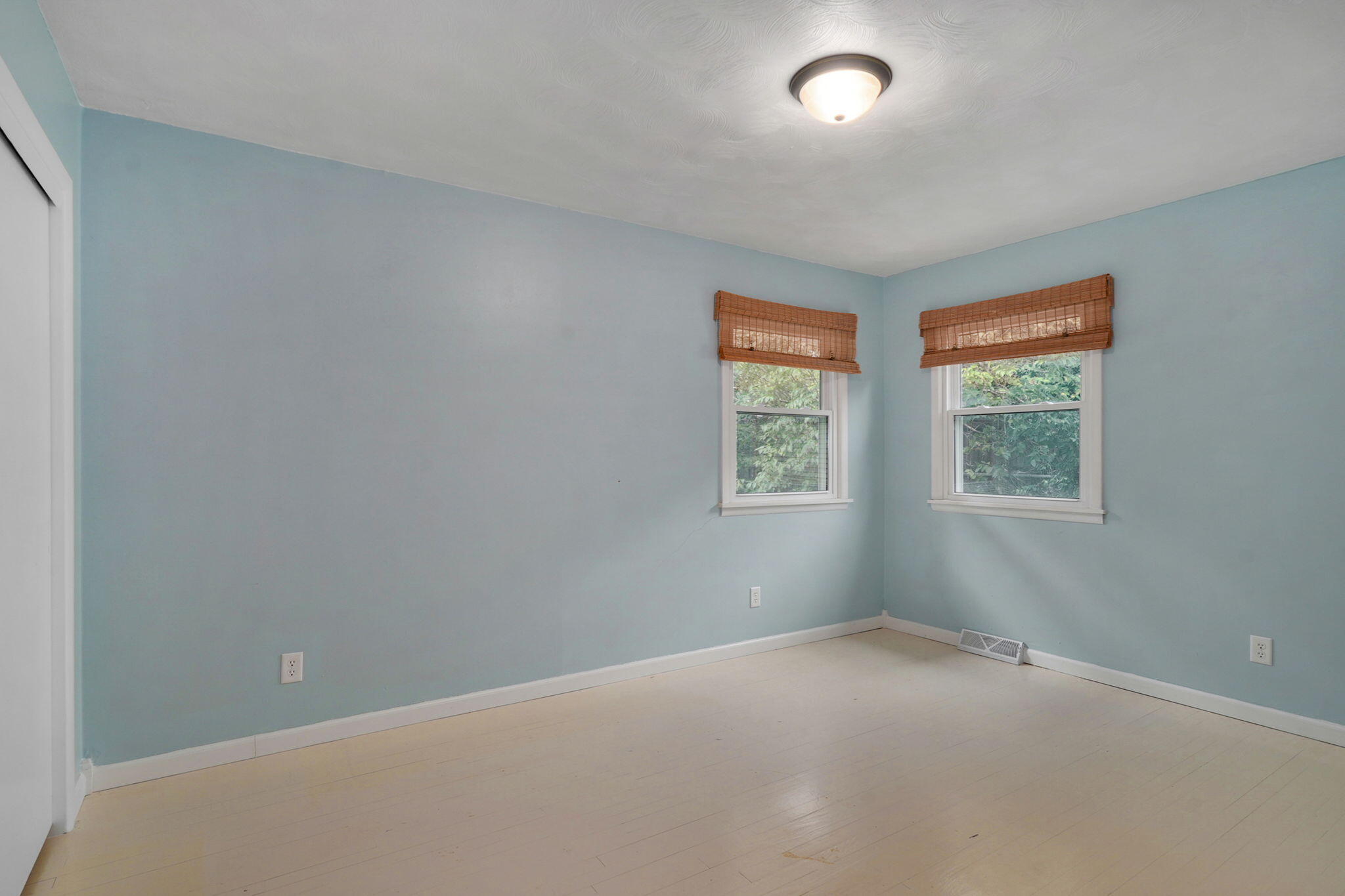2141 South Oak Grove Avenue Property Photo 27