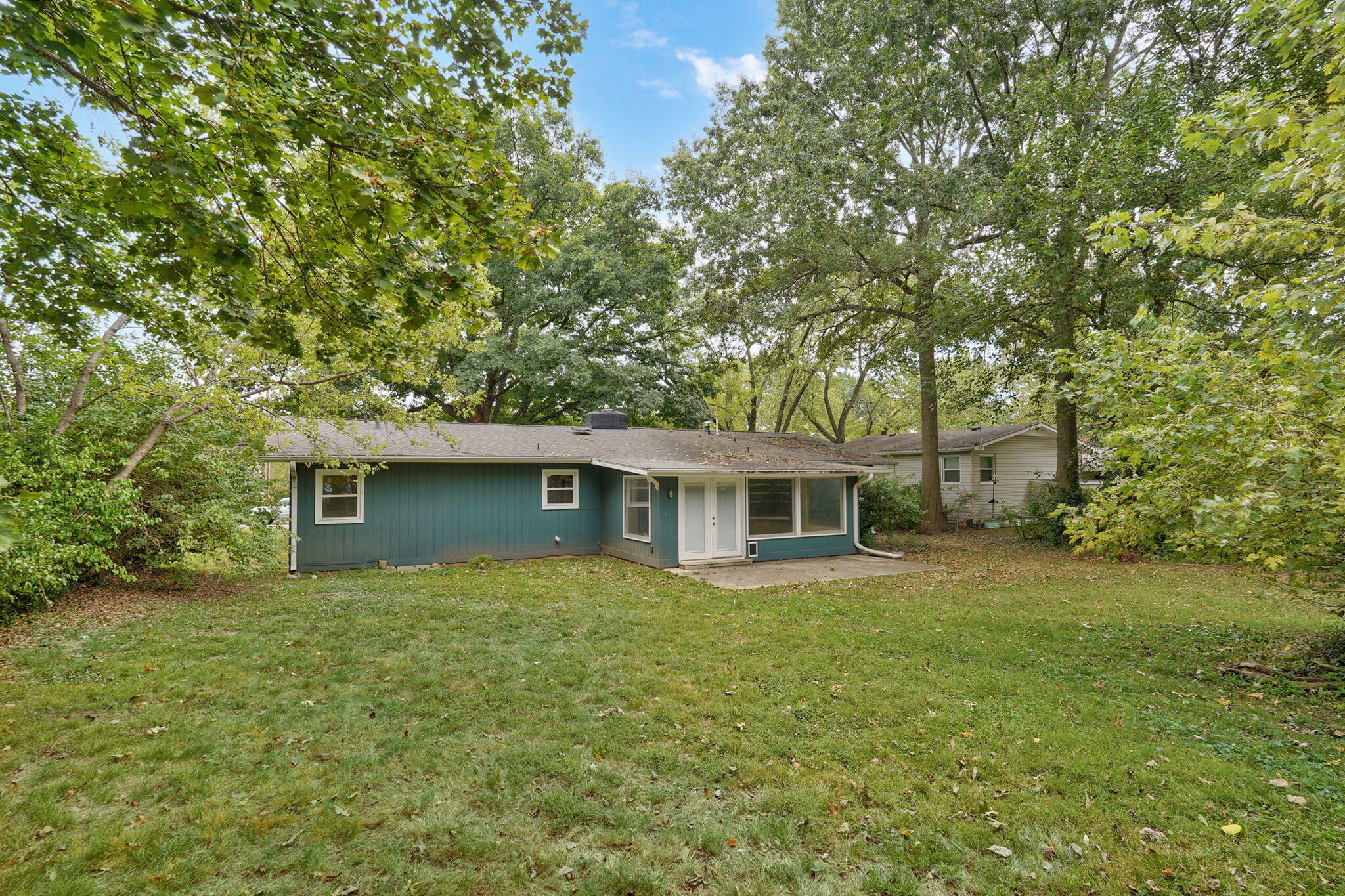 2141 South Oak Grove Avenue Property Photo 29