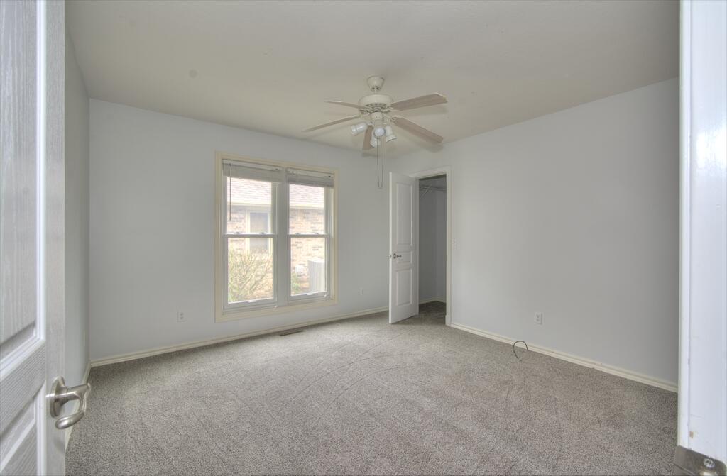 2525 North Meadowlake Drive Property Photo 12