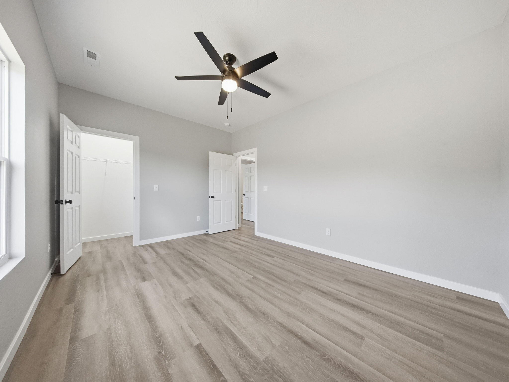 5250 West Crestmere Drive Property Photo 18