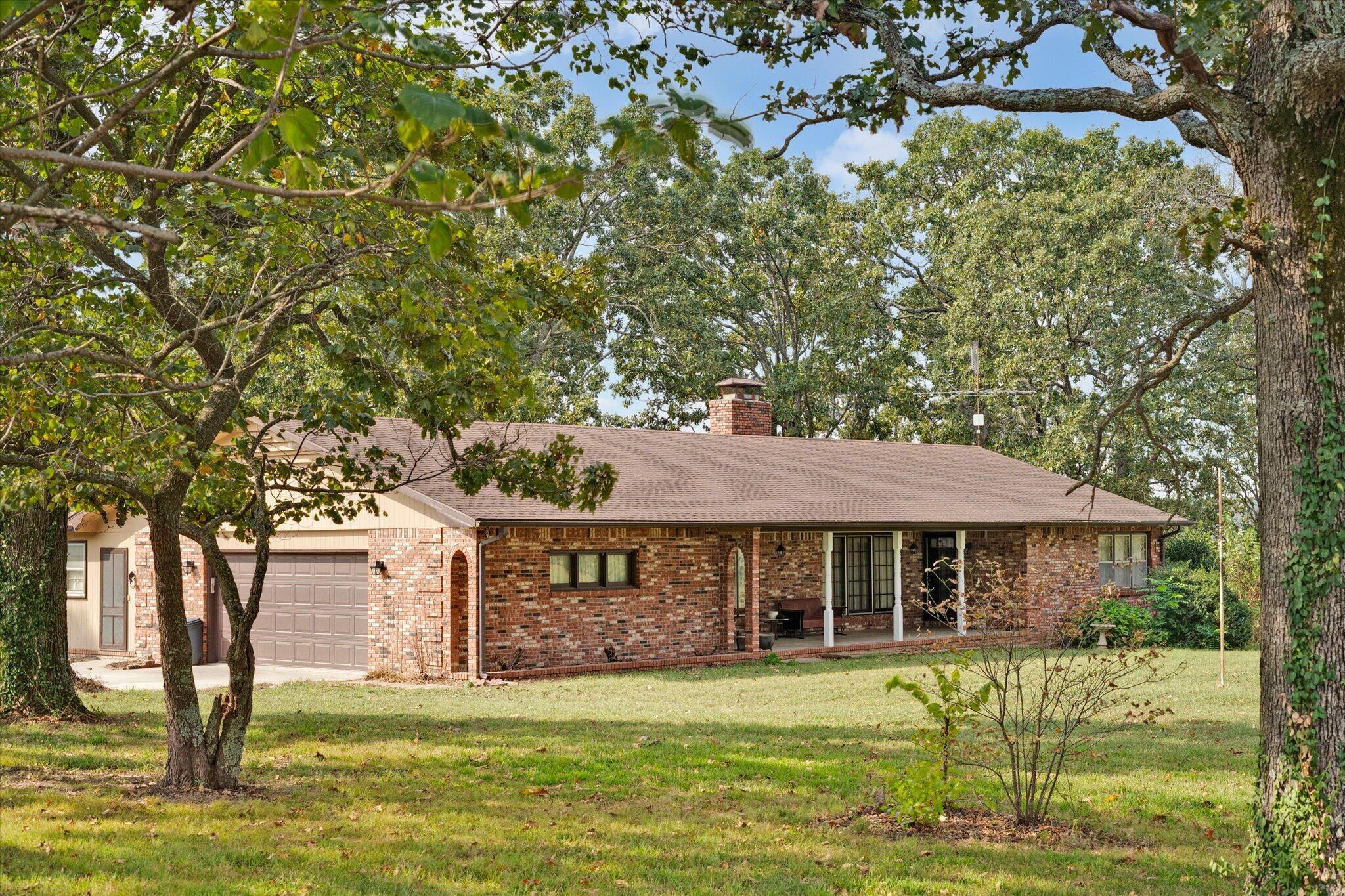 172 East Highway 32 Property Photo 2