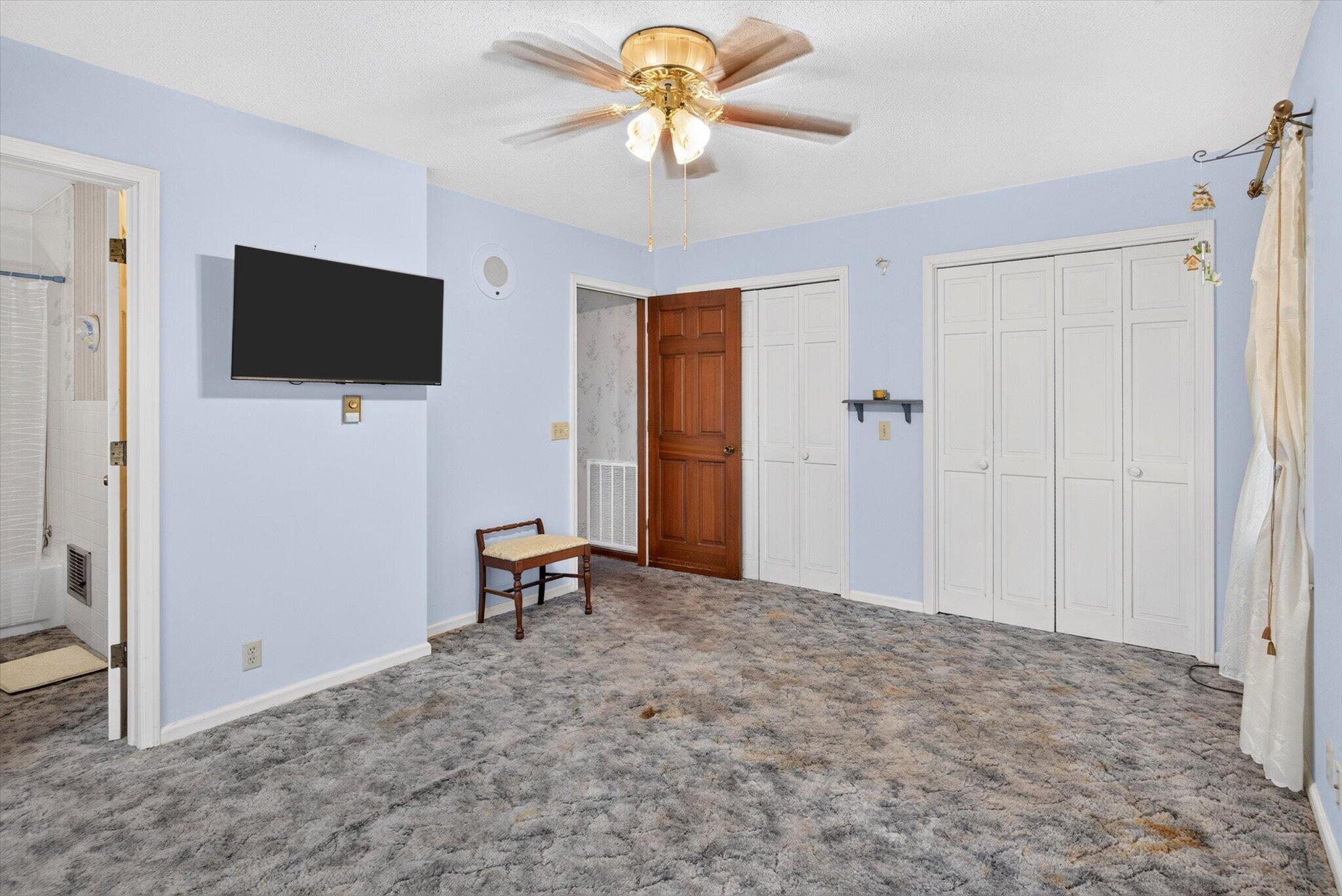 172 East Highway 32 Property Photo 16