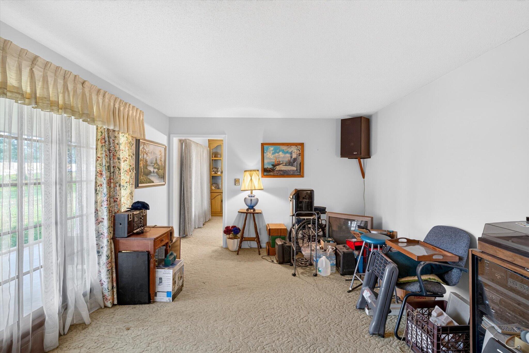 172 East Highway 32 Property Photo 22