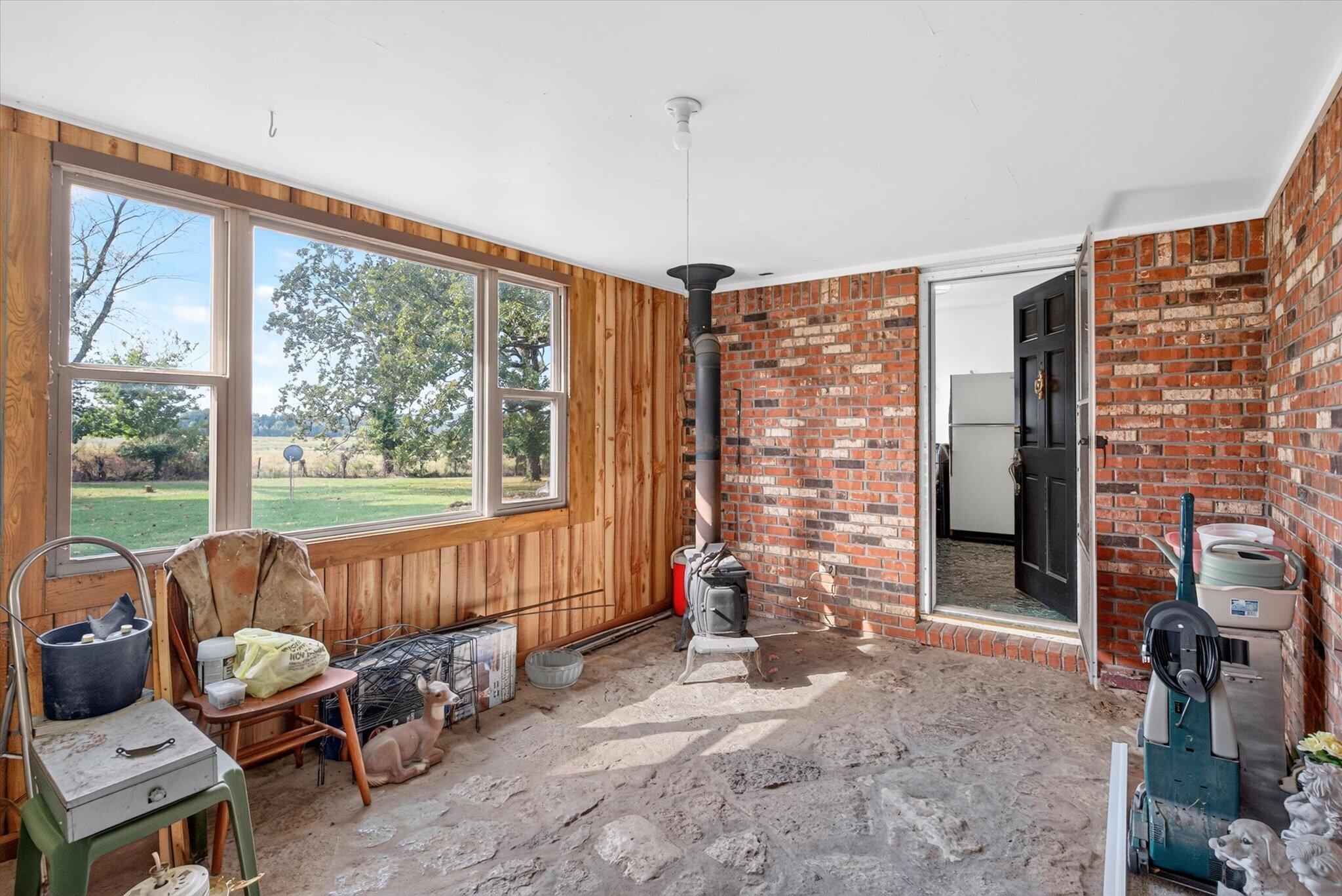 172 East Highway 32 Property Photo 27