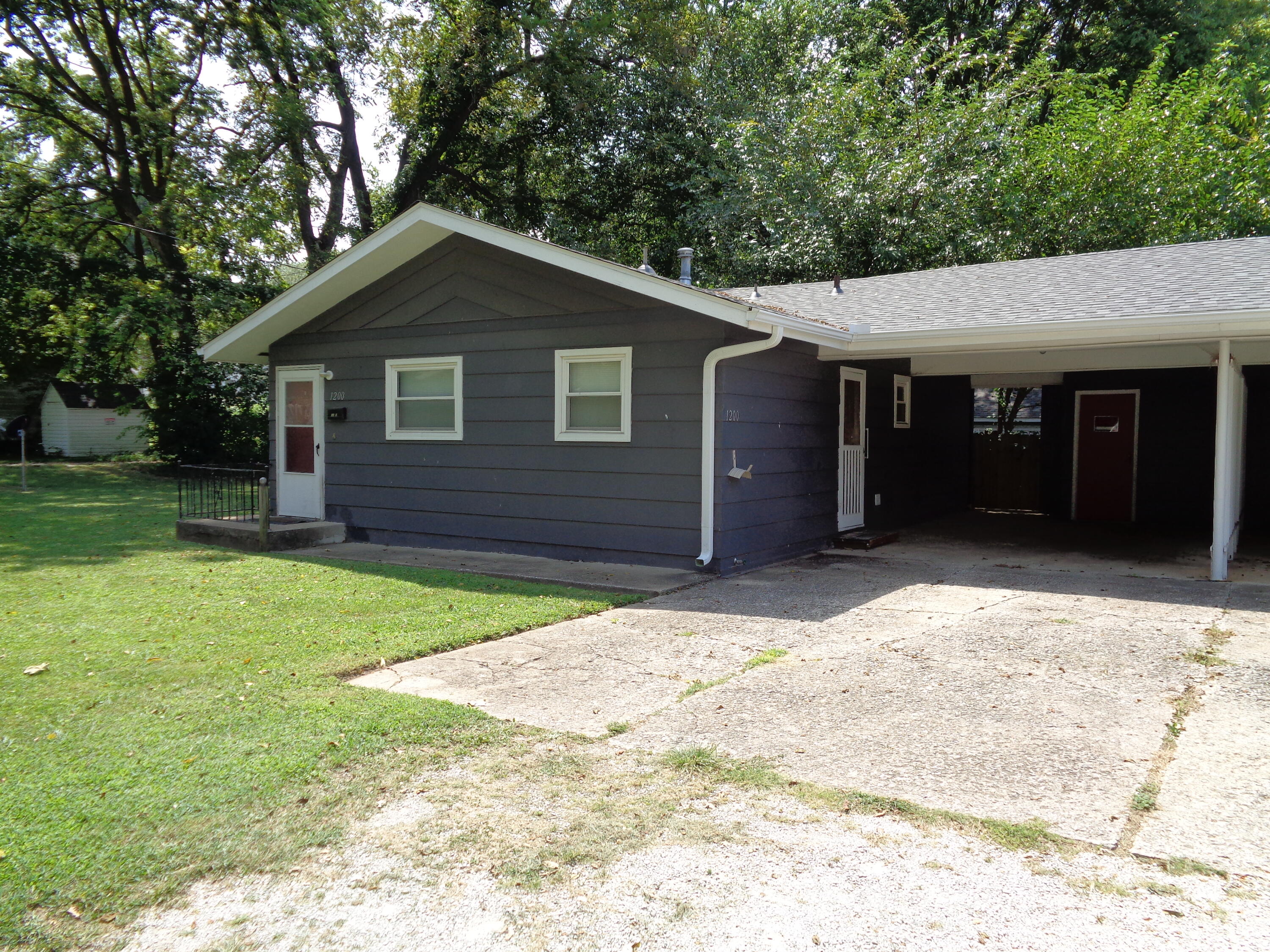1200 West Atlantic Street Property Photo 5