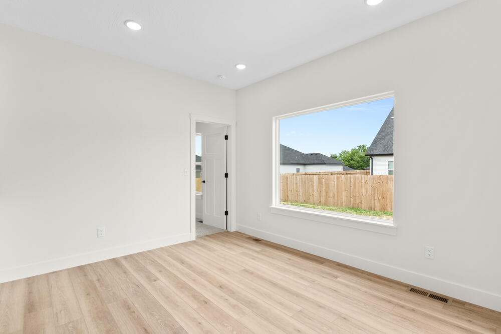 122 East Kelce Lane Property Photo 21
