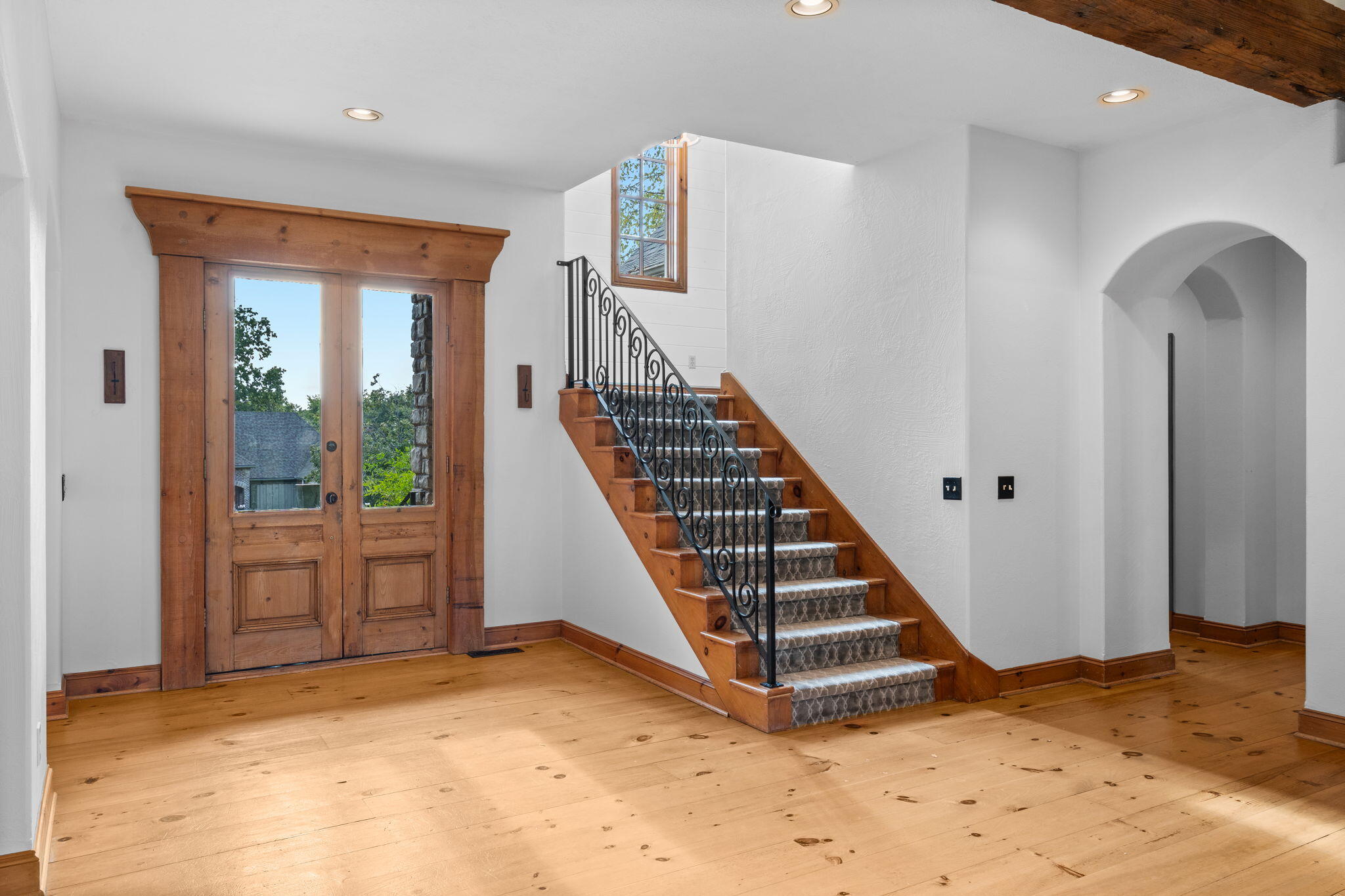 6221 South Bluff Ridge Road Property Photo 8
