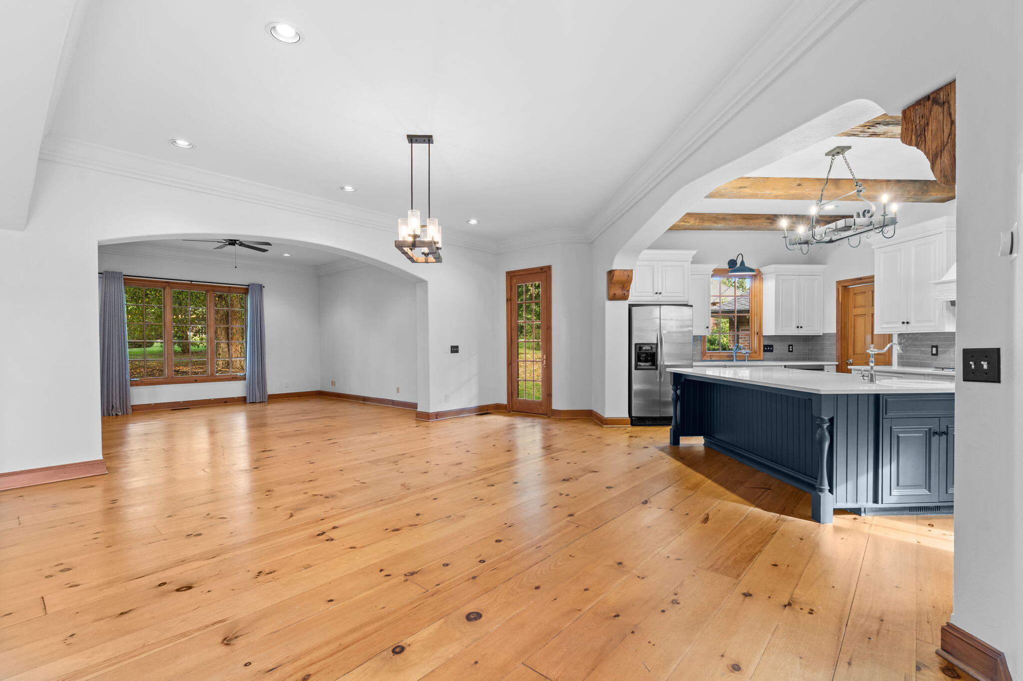 6221 South Bluff Ridge Road Property Photo 12