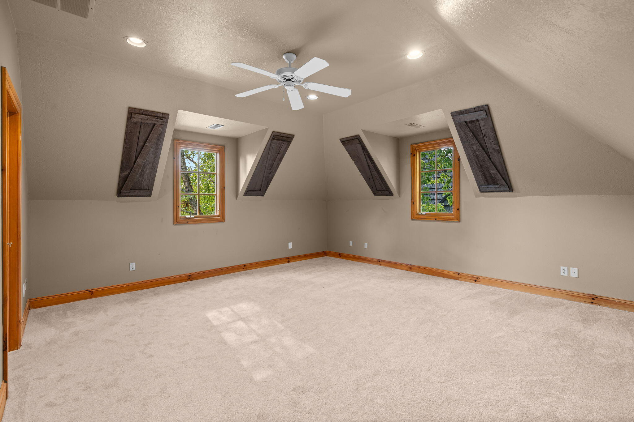 6221 South Bluff Ridge Road Property Photo 42