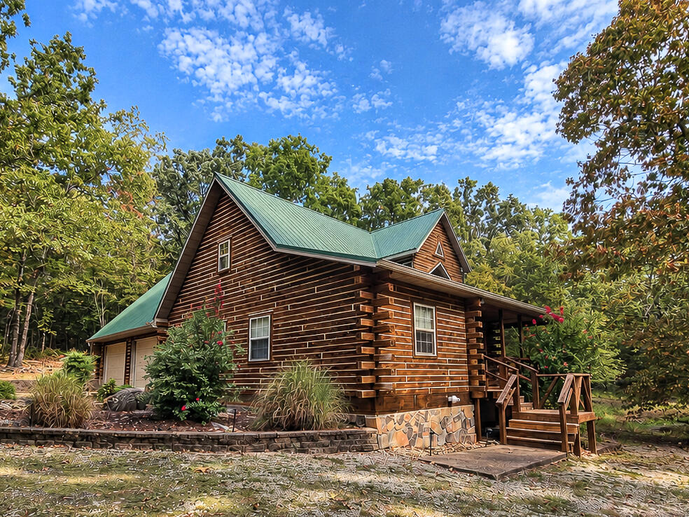 4730 Highway 63 Property Photo 1