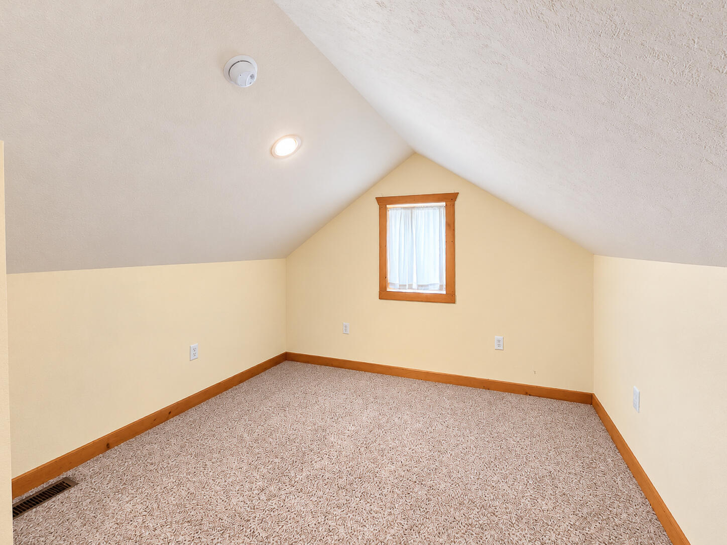 4730 Highway 63 Property Photo 14