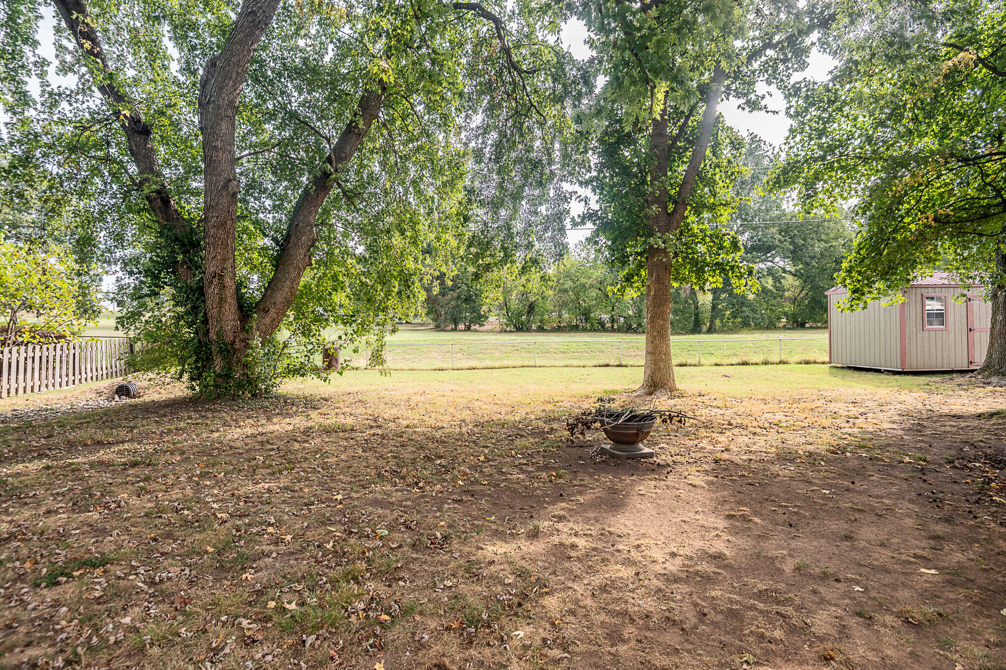 214 South Farmer Road Property Photo 12