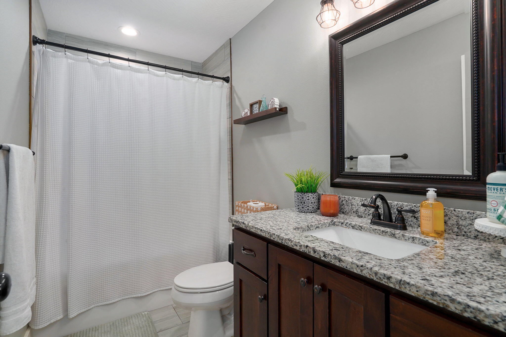 824 Gold Rush Avenue Property Photo 23
