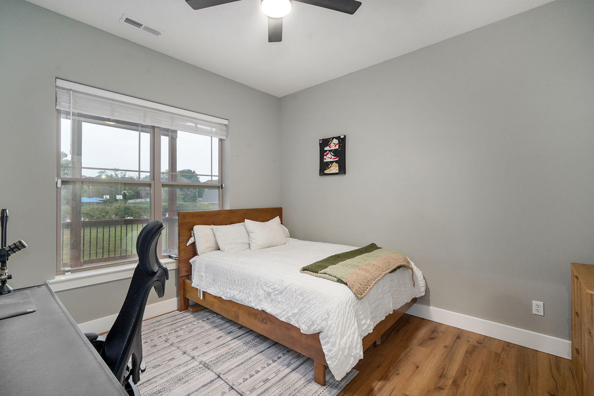 824 Gold Rush Avenue Property Photo 29