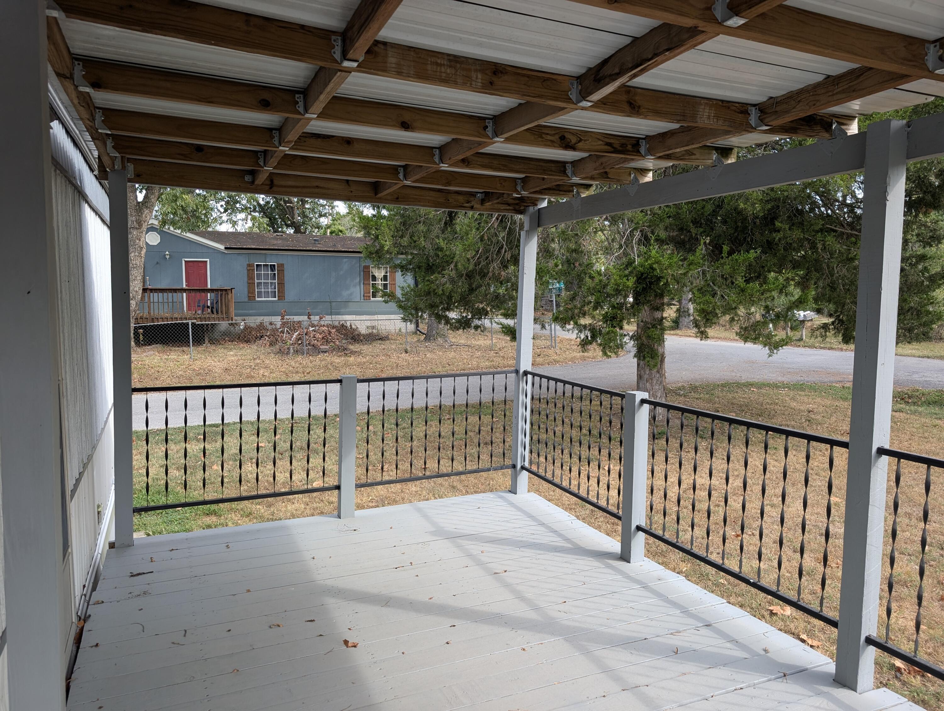 202 Willie Oaks Road Property Photo 2