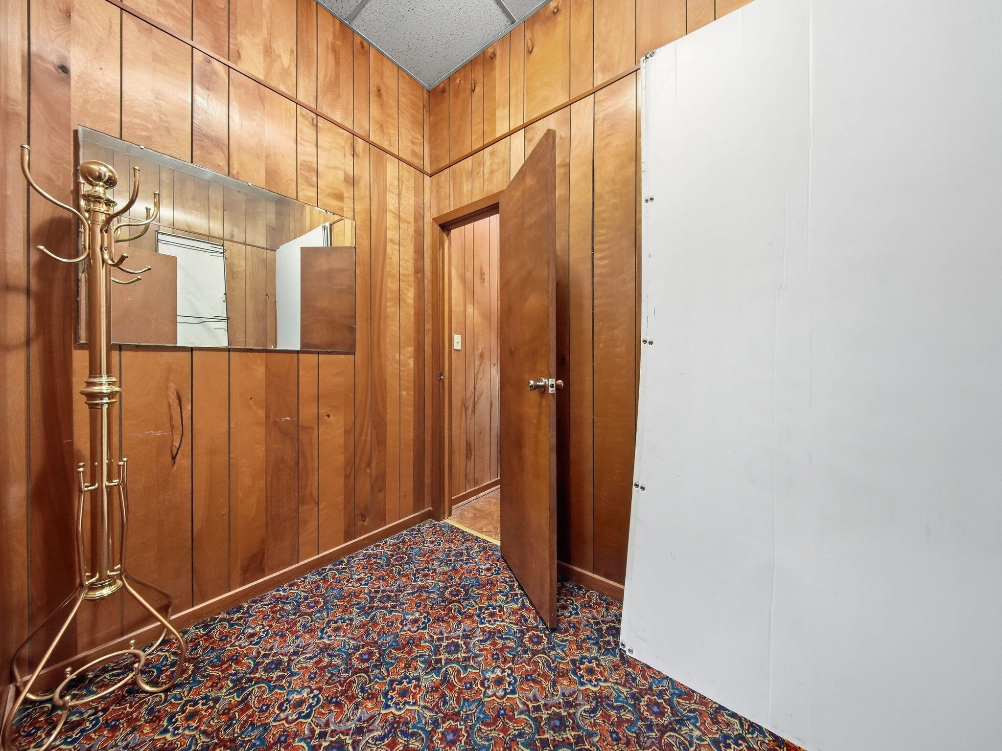264 East Washington Street Property Photo 33
