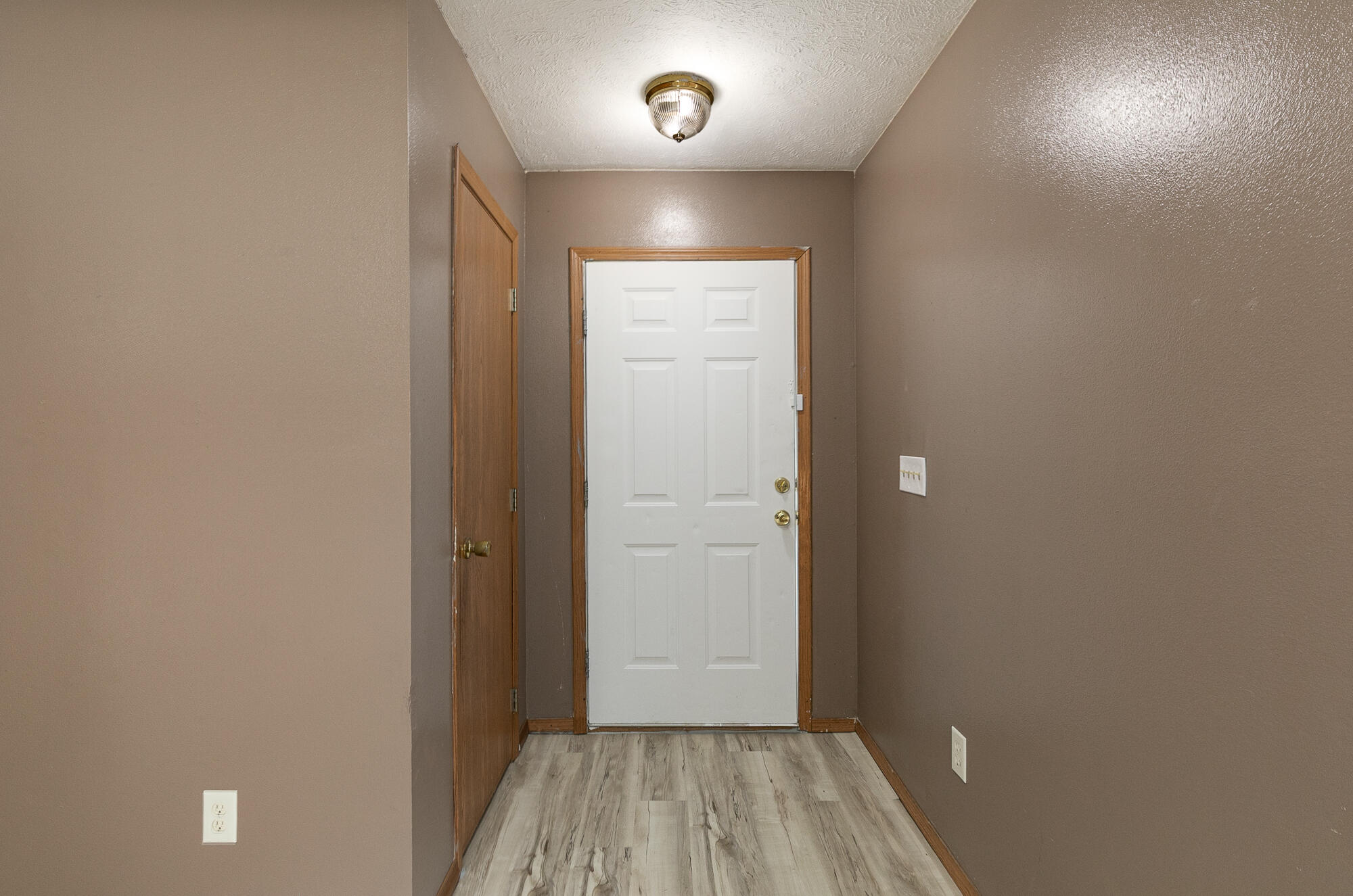 1824 North Golden Avenue Property Photo 5