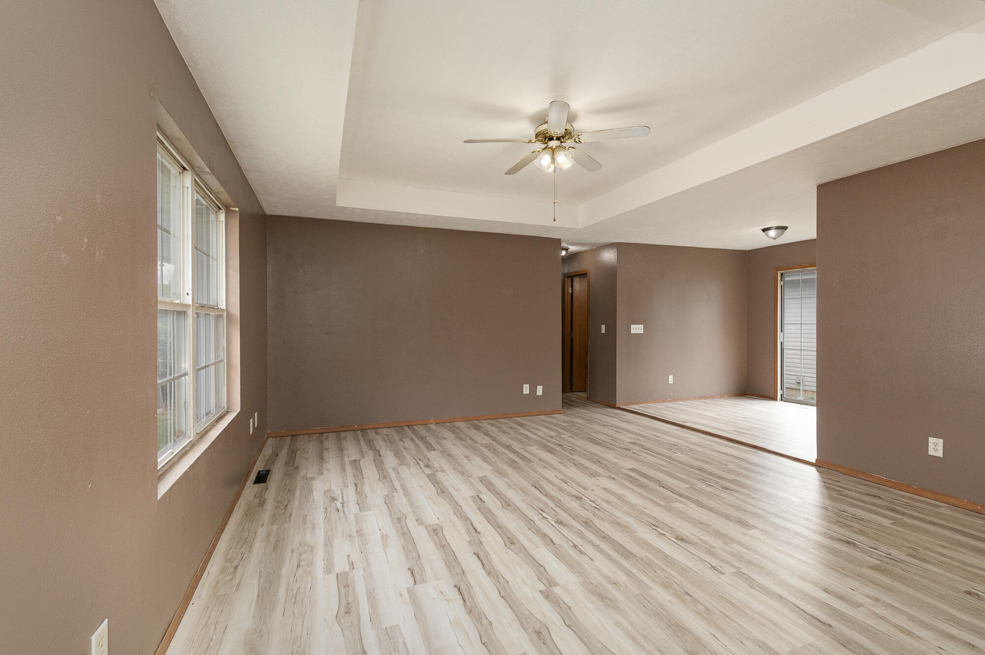 1824 North Golden Avenue Property Photo 6