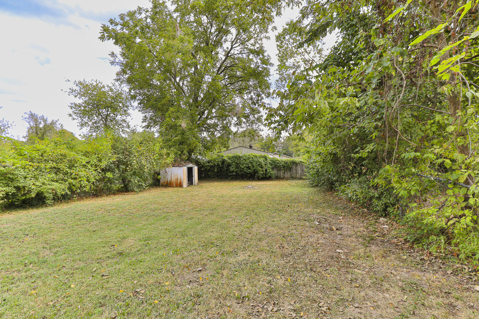 1824 North Golden Avenue Property Photo 29