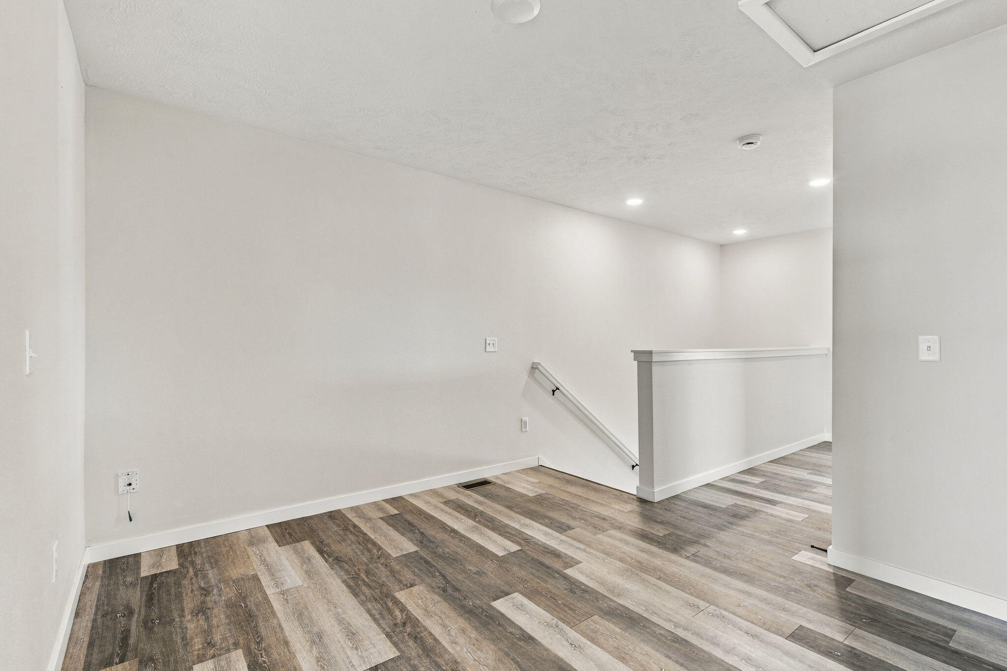 1202 East Perry Street Property Photo 14
