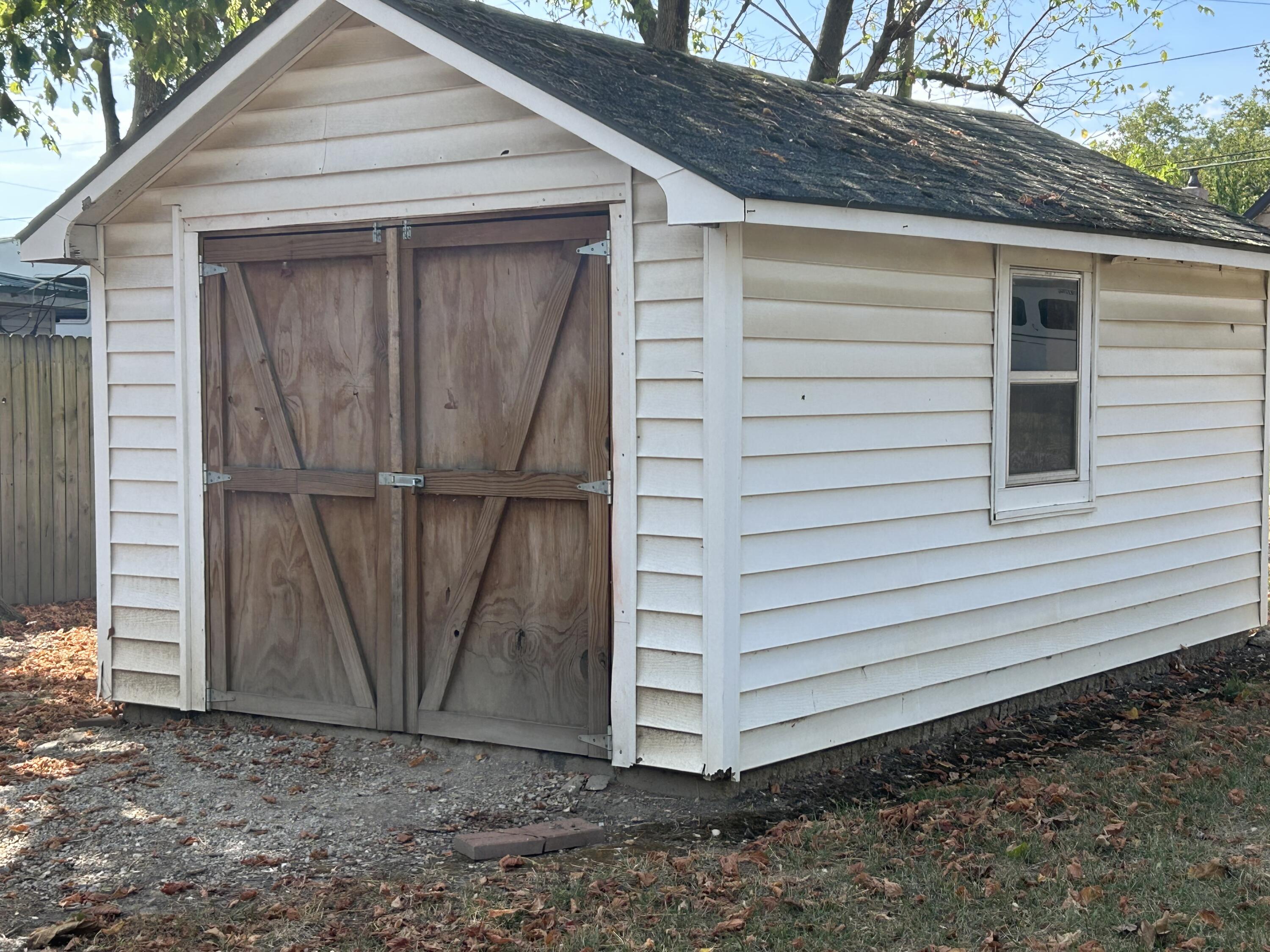 102 Broadway Street Property Photo 57