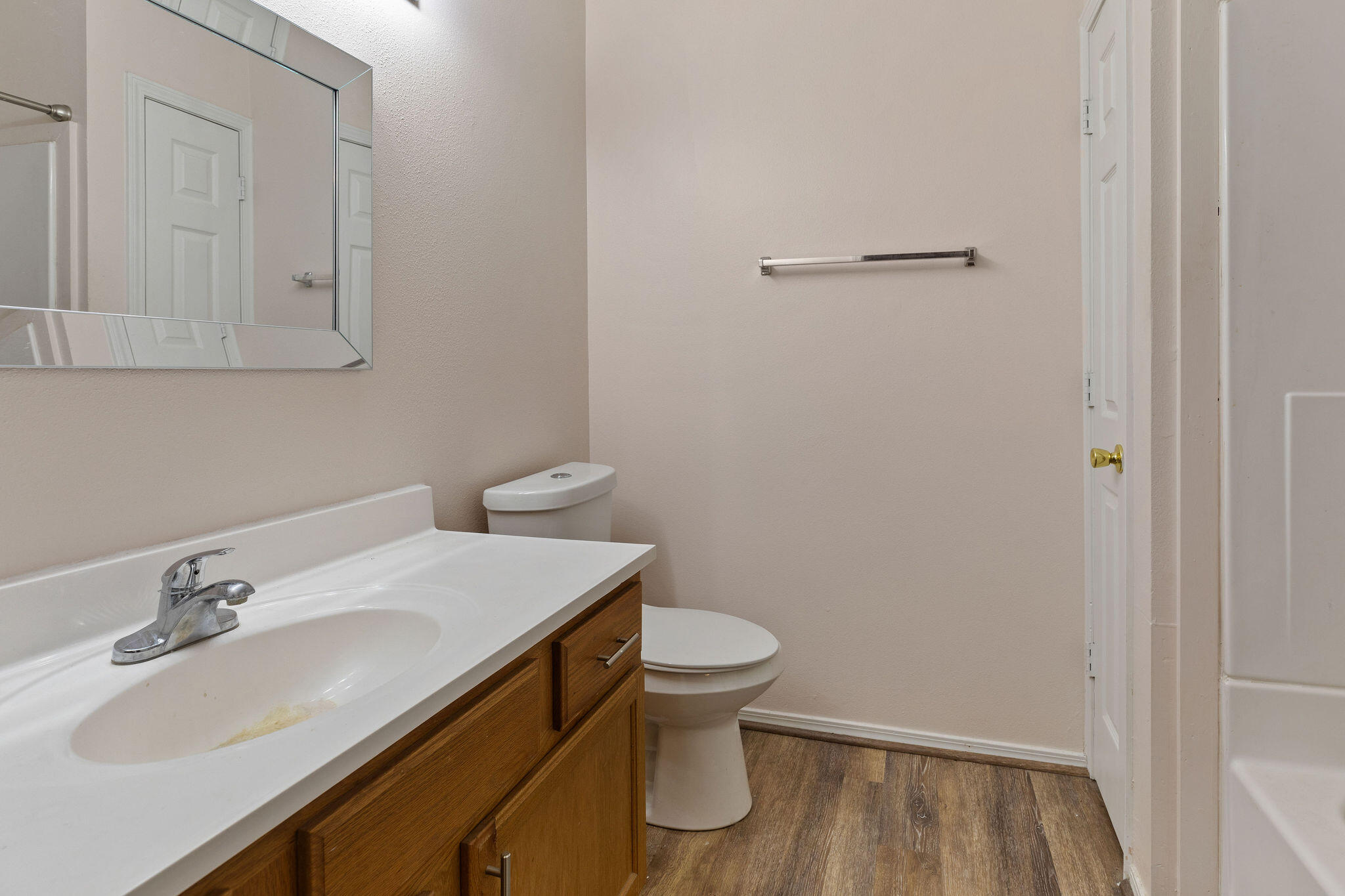 296 & 298 Forest Lane Property Photo 19