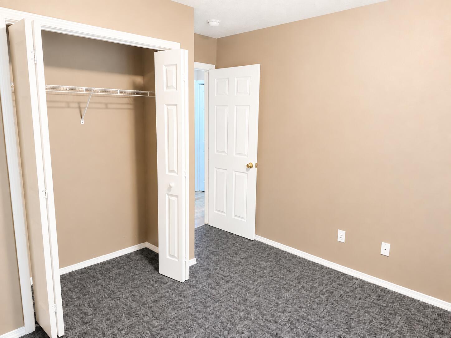 5005 Peach Drive Property Photo 6
