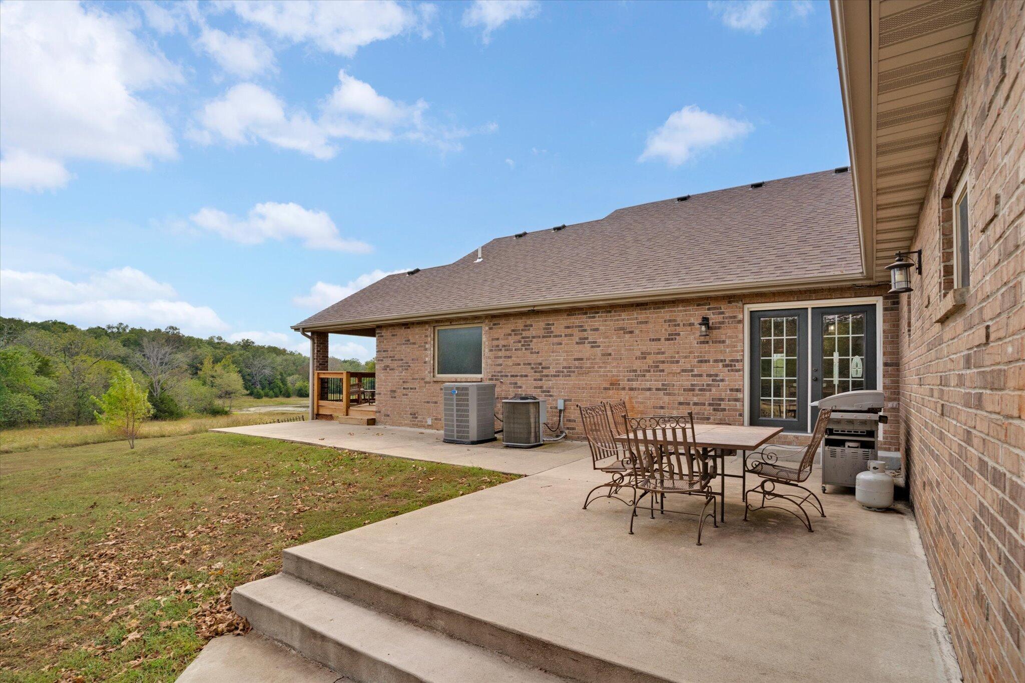 8070 Southeast 1100 Road Property Photo 33