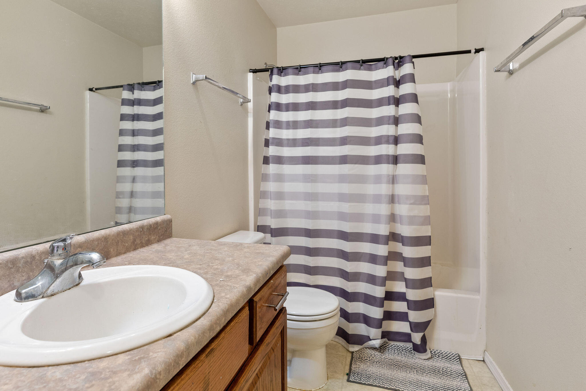 287 & 289 Forest Lane Property Photo 18