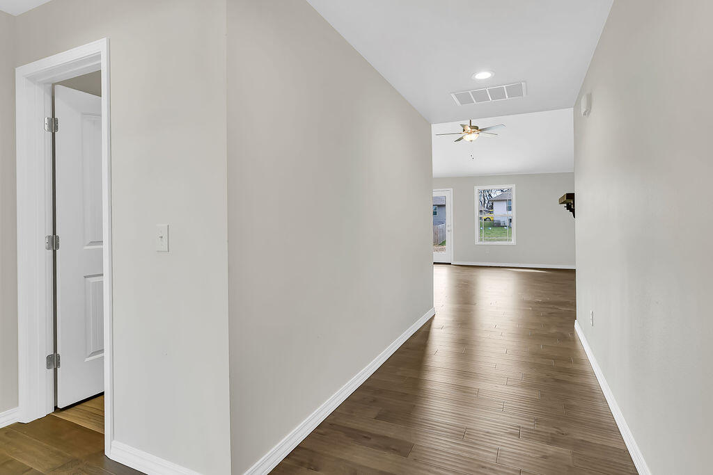 1362 South Mahn Avenue Property Photo 2